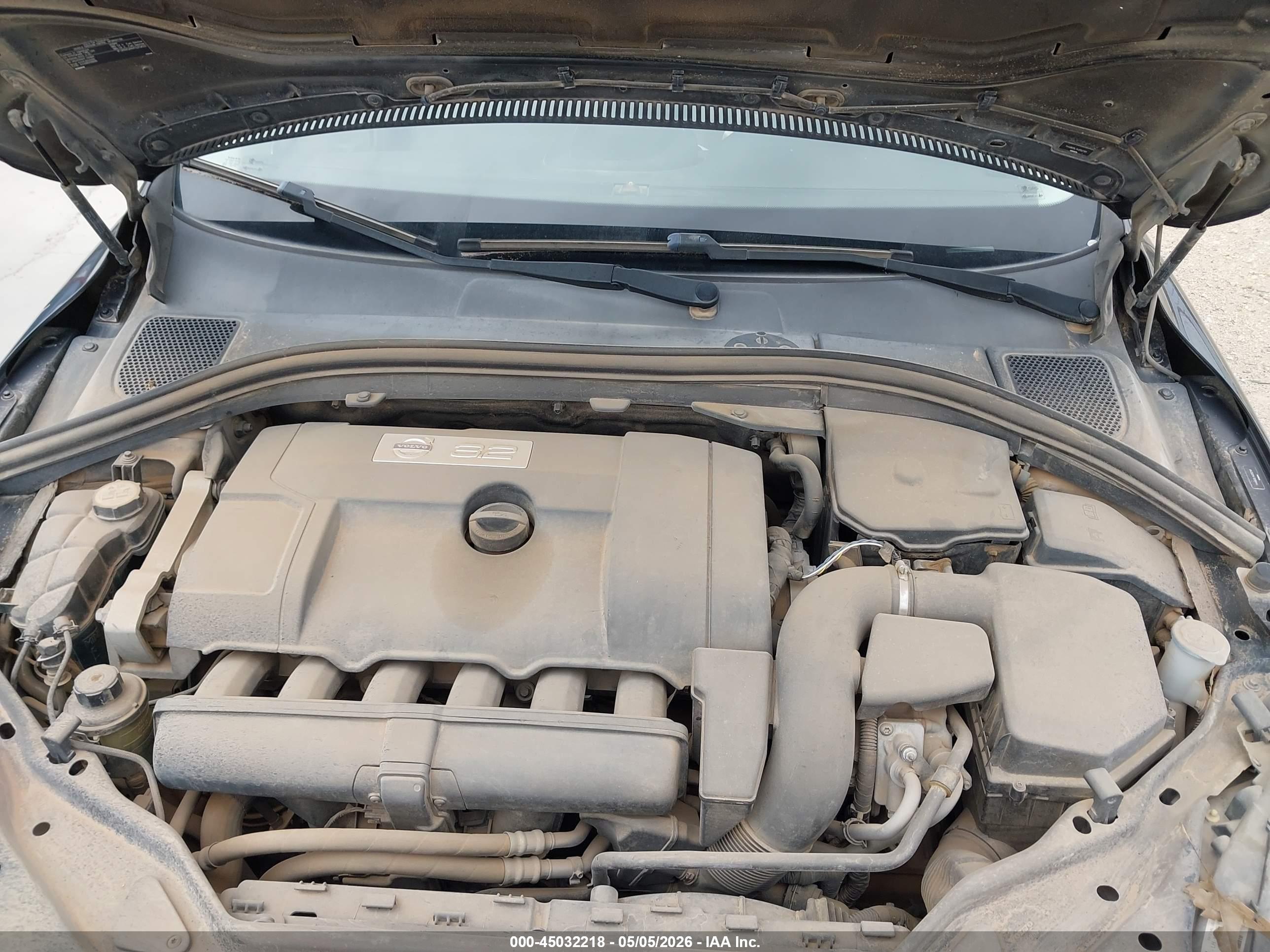 VOLVO XC60 image 10