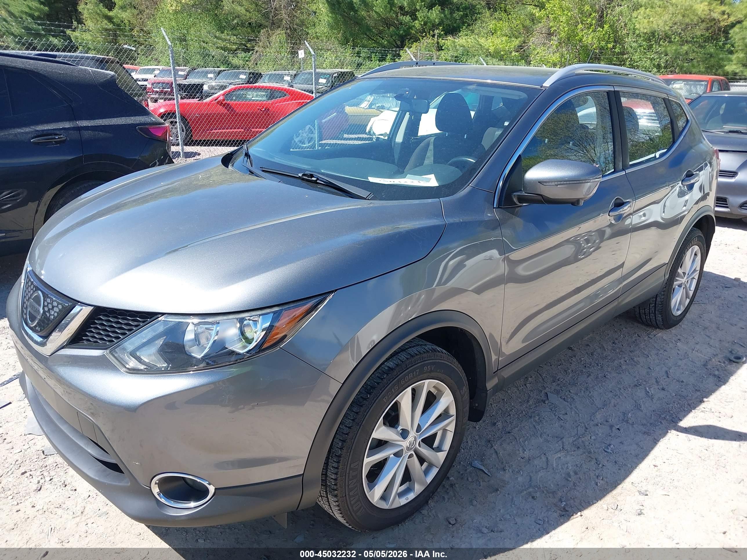 NISSAN ROGUE image 2