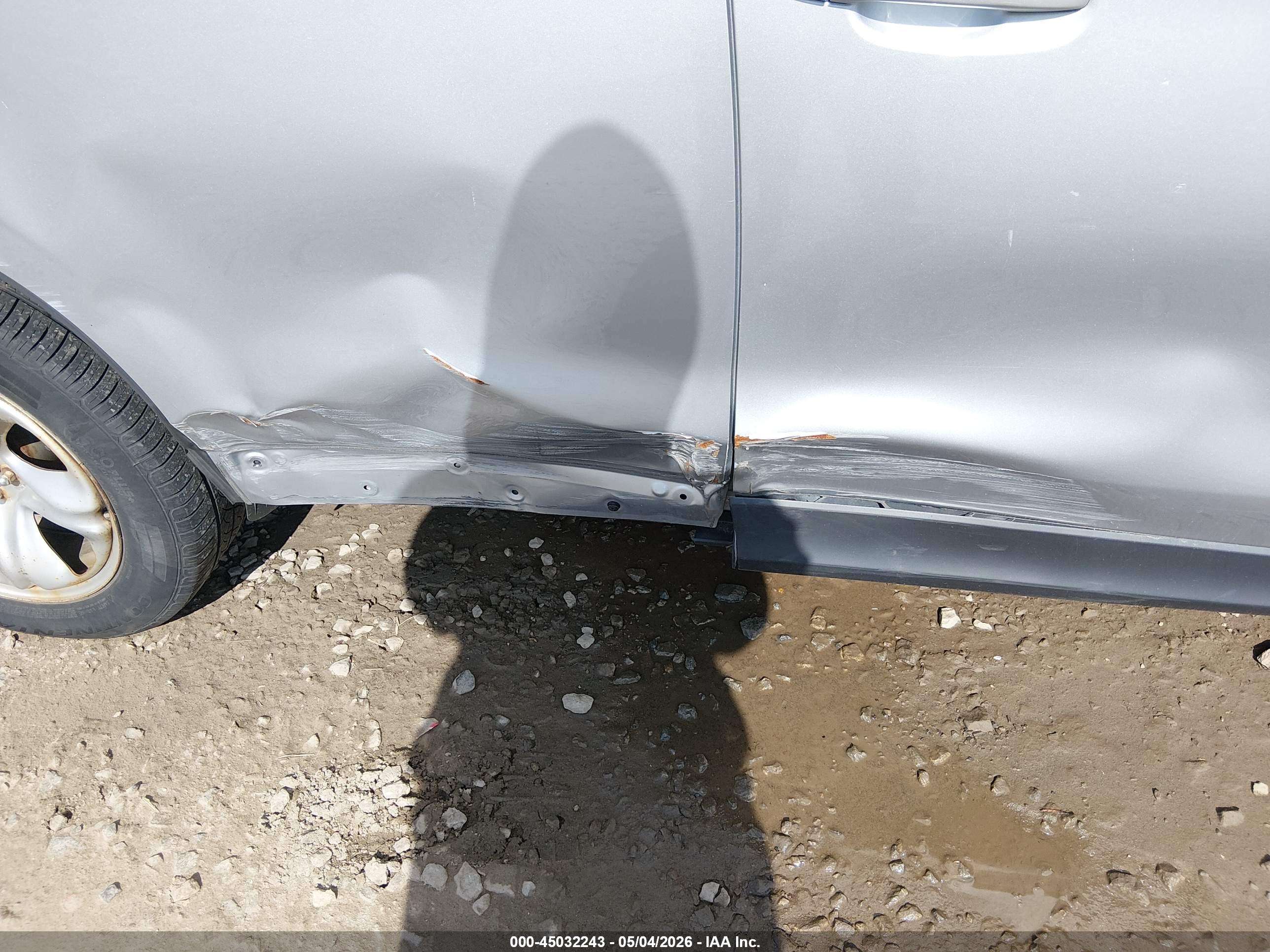 SUBARU FORESTER image 6