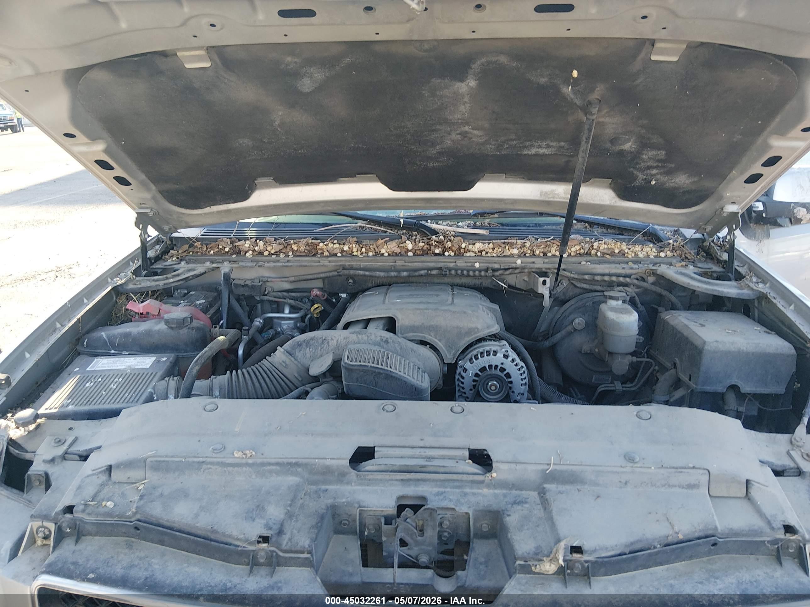 CHEVROLET TAHOE image 10