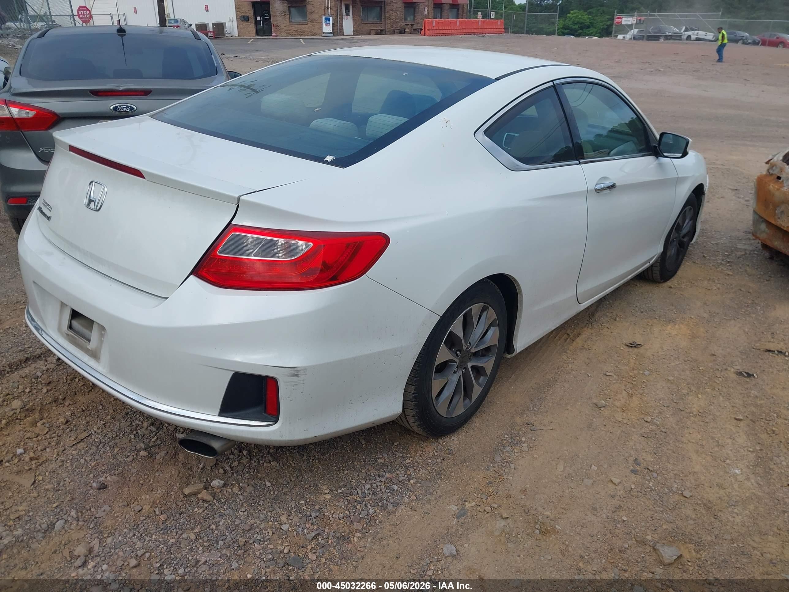 HONDA ACCORD image 4