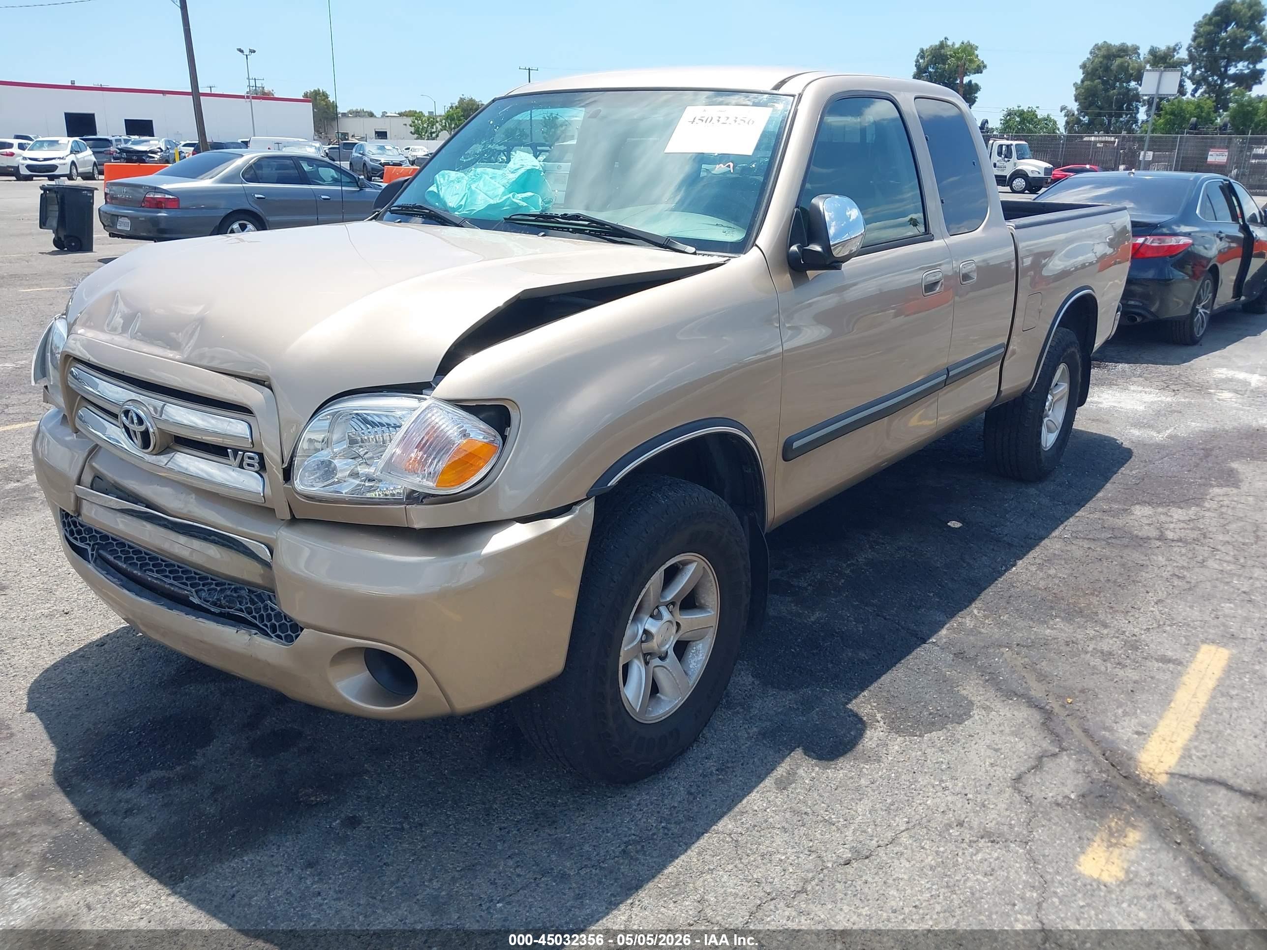 TOYOTA TUNDRA image 2