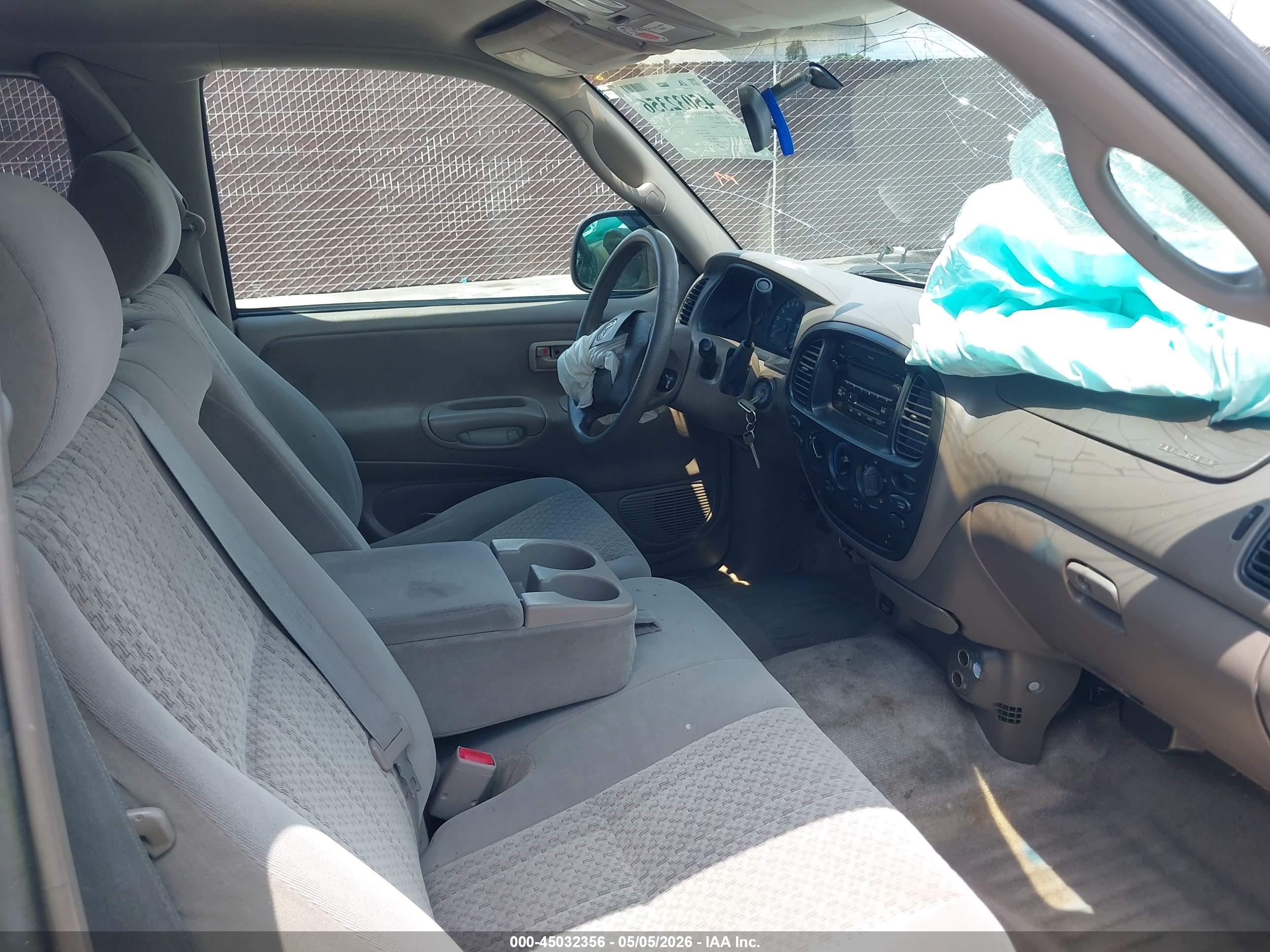 TOYOTA TUNDRA image 5
