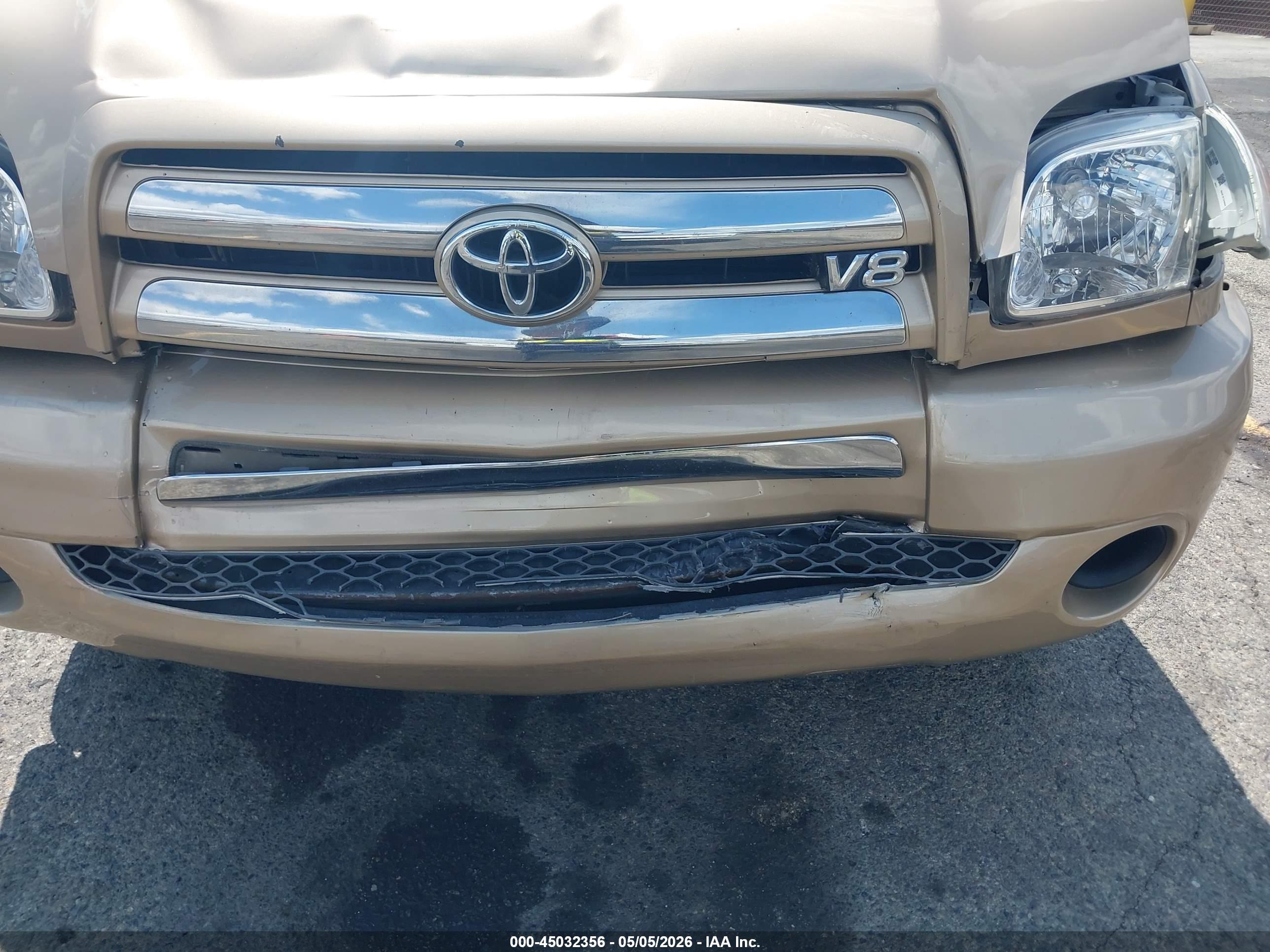 TOYOTA TUNDRA image 6