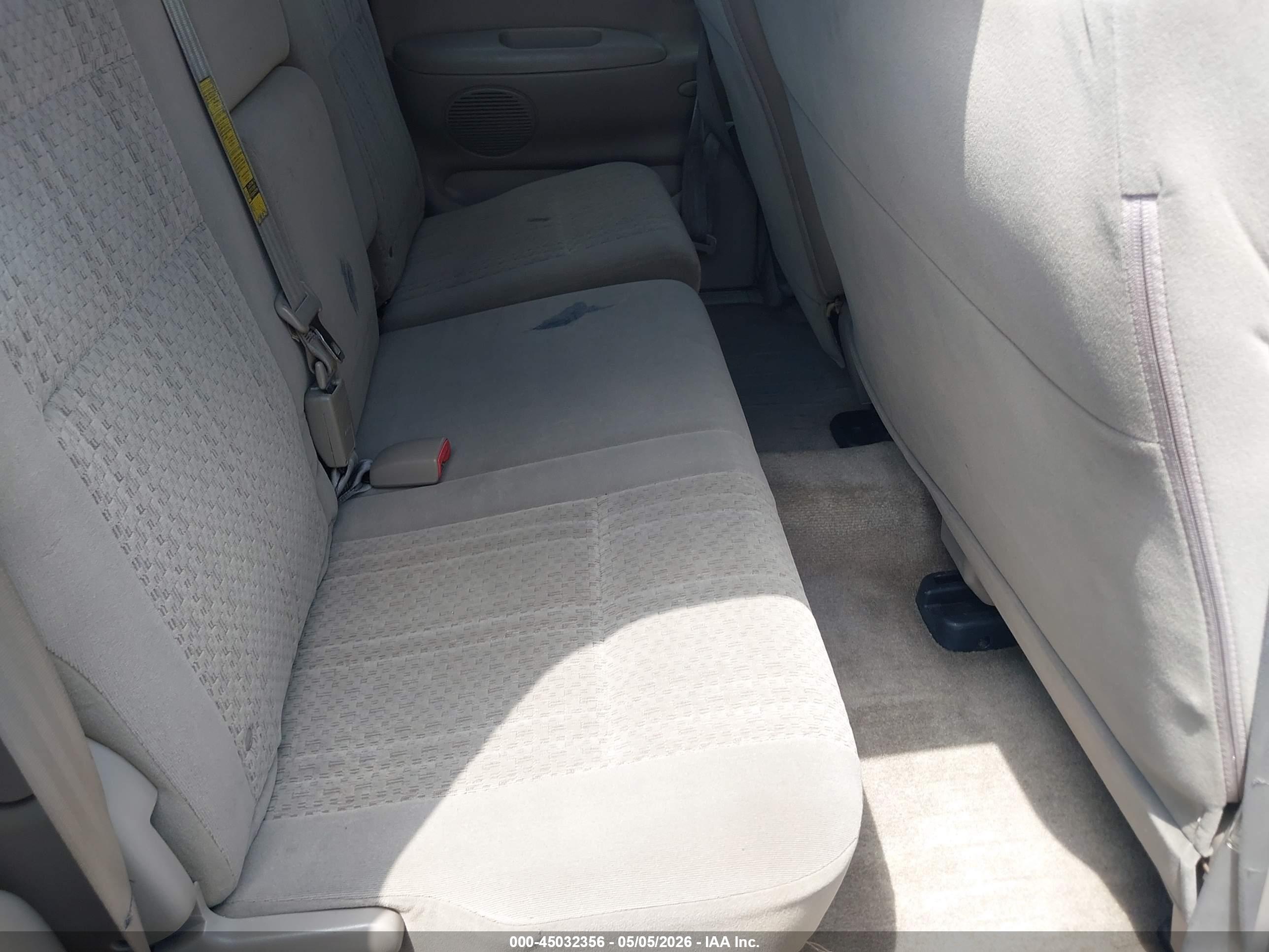 TOYOTA TUNDRA image 8