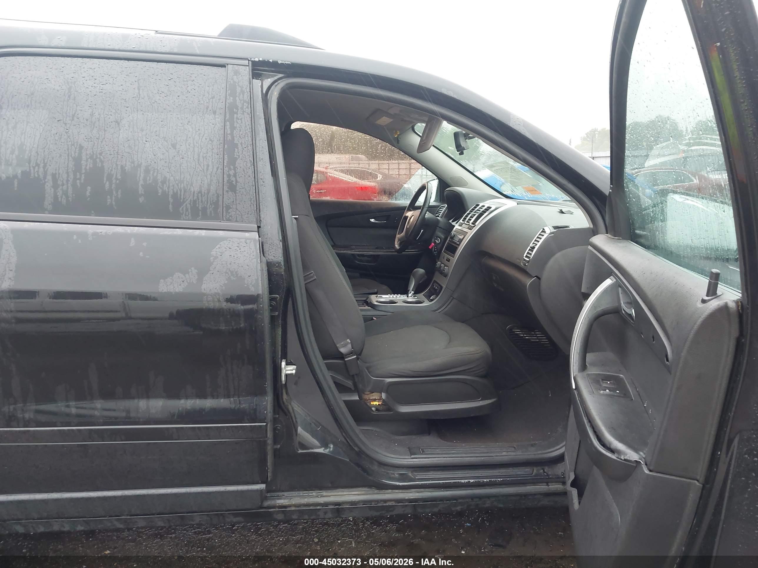 GMC ACADIA image 5