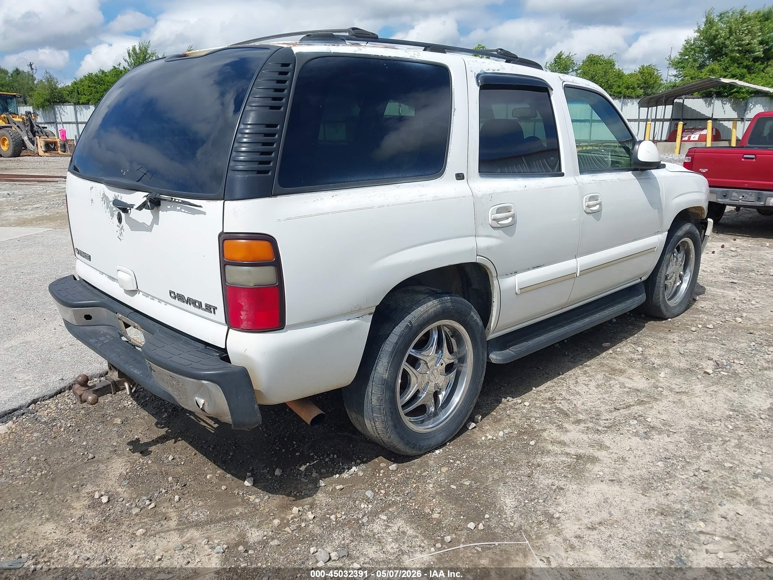 CHEVROLET TAHOE image 4