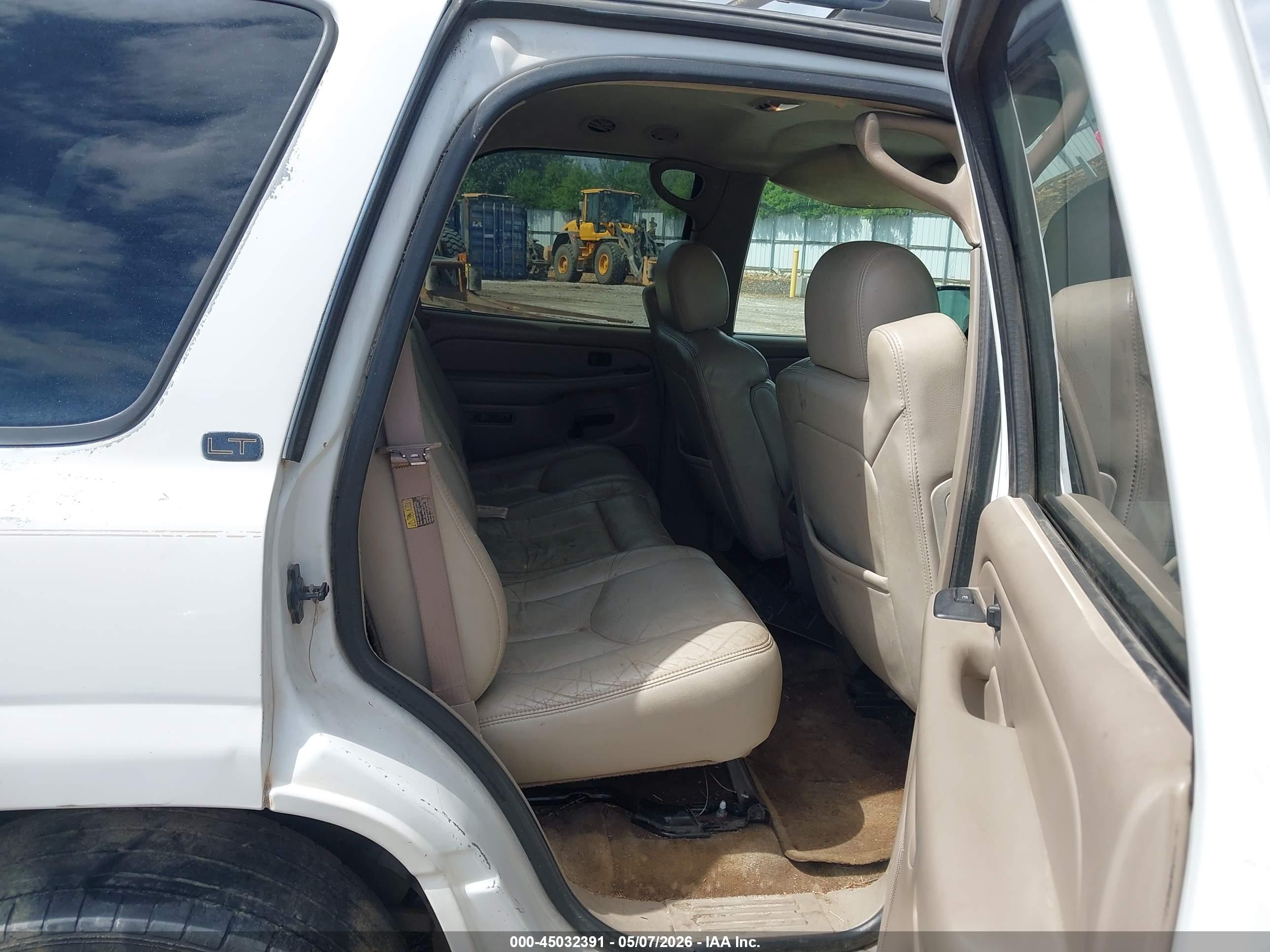 CHEVROLET TAHOE image 8