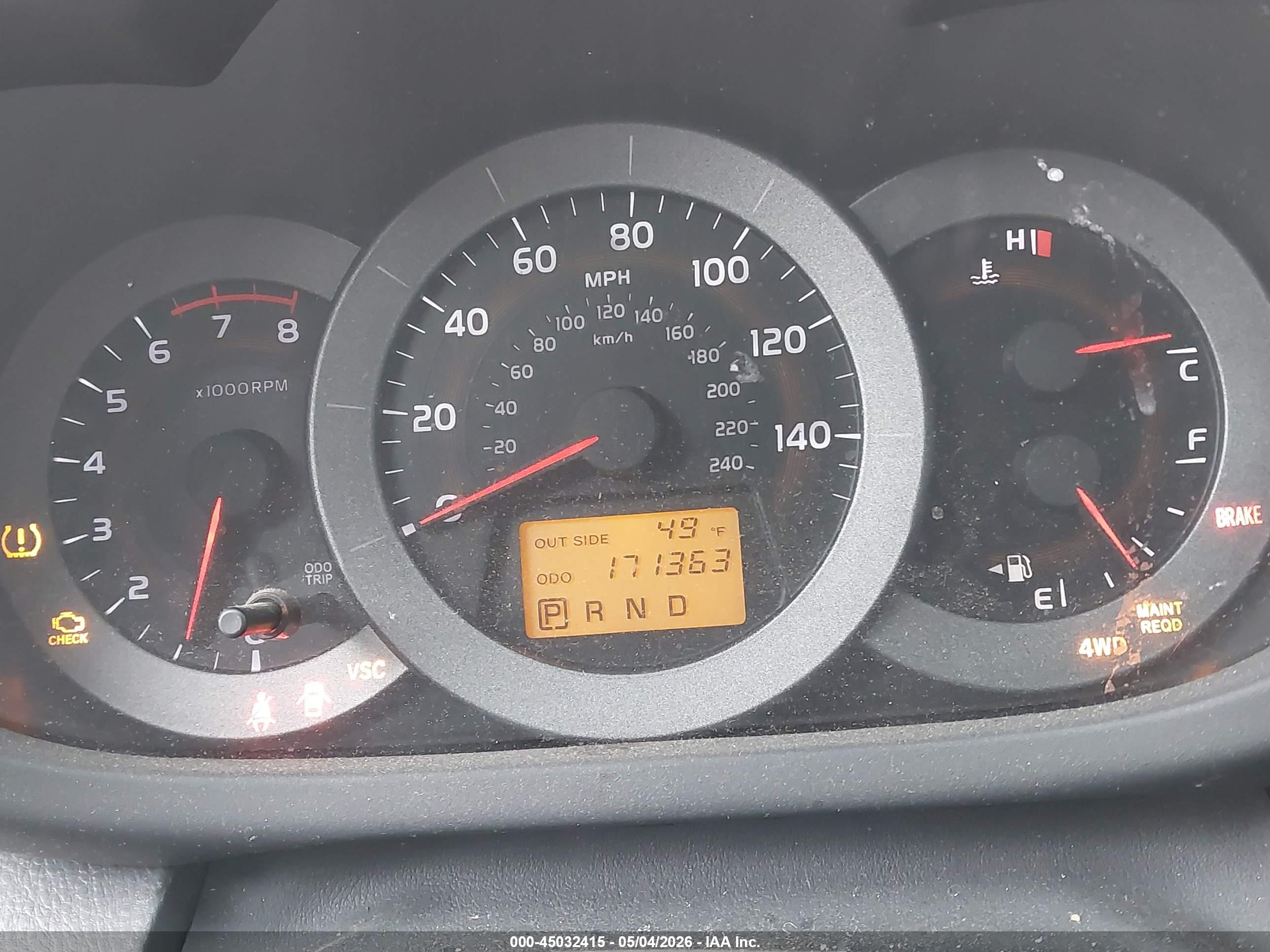TOYOTA RAV4 image 7
