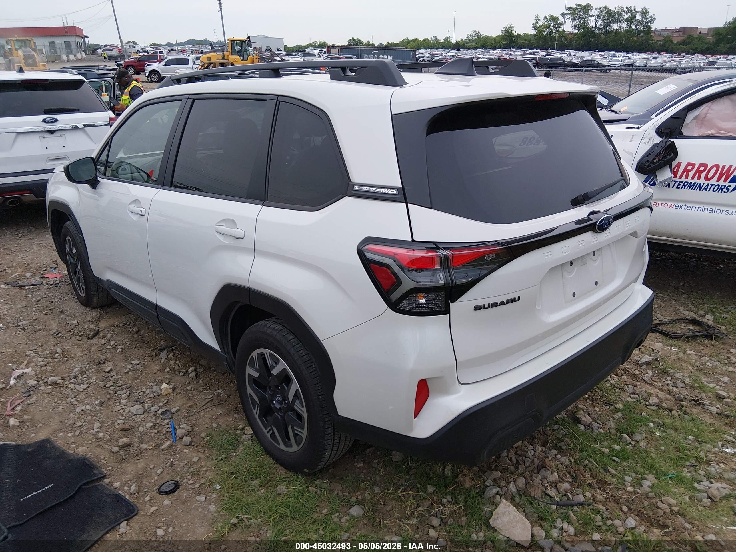 SUBARU FORESTER image 3