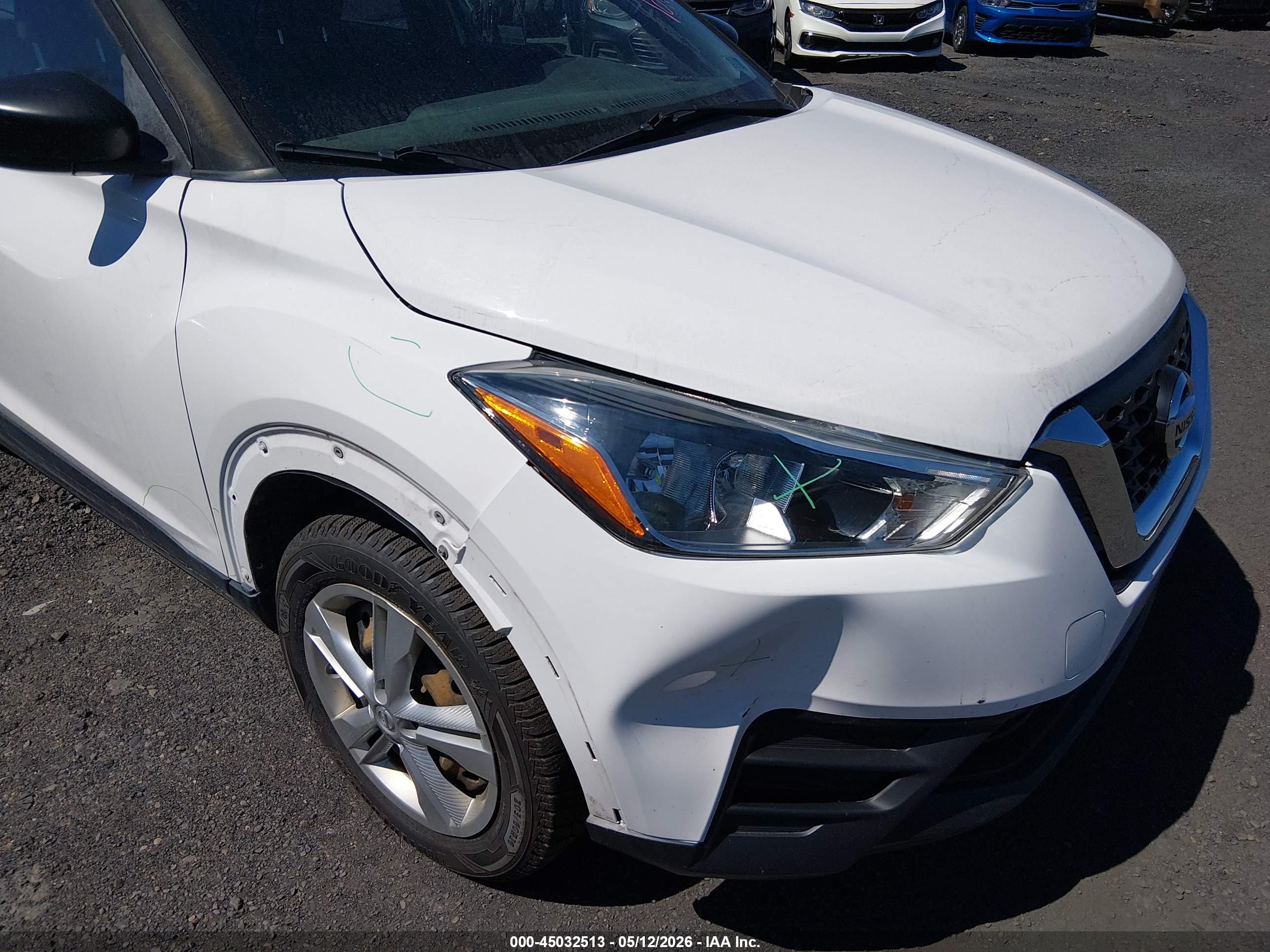 NISSAN KICKS image 6
