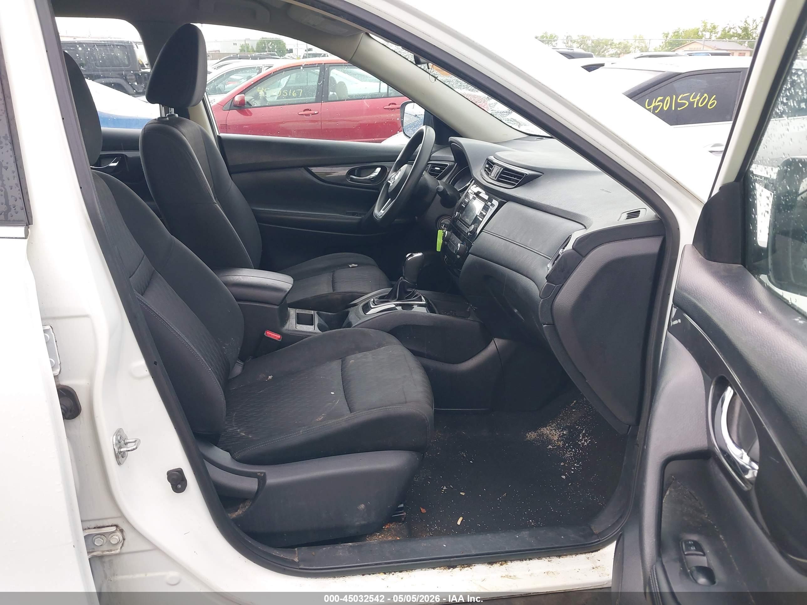 NISSAN ROGUE image 5