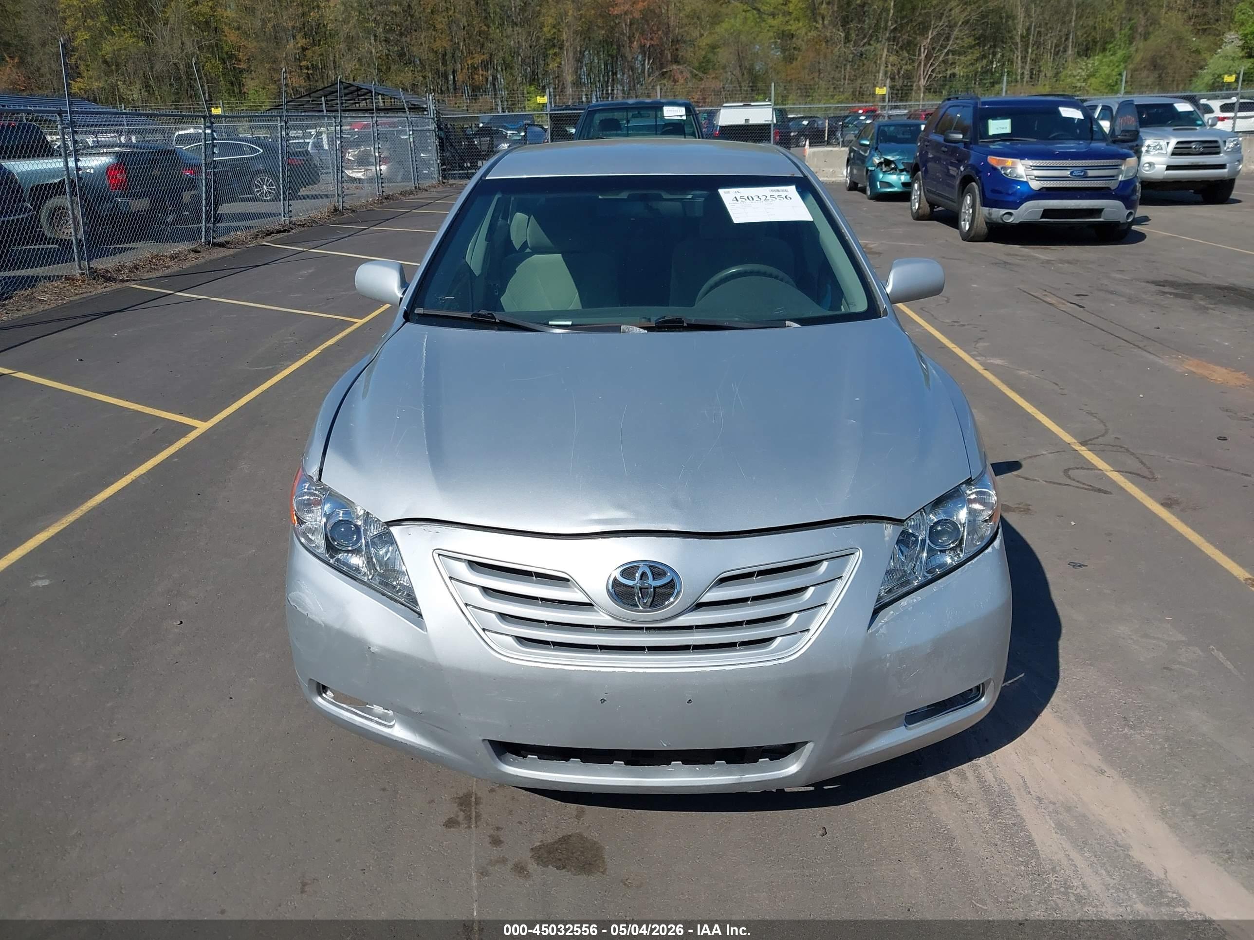 TOYOTA CAMRY image 6