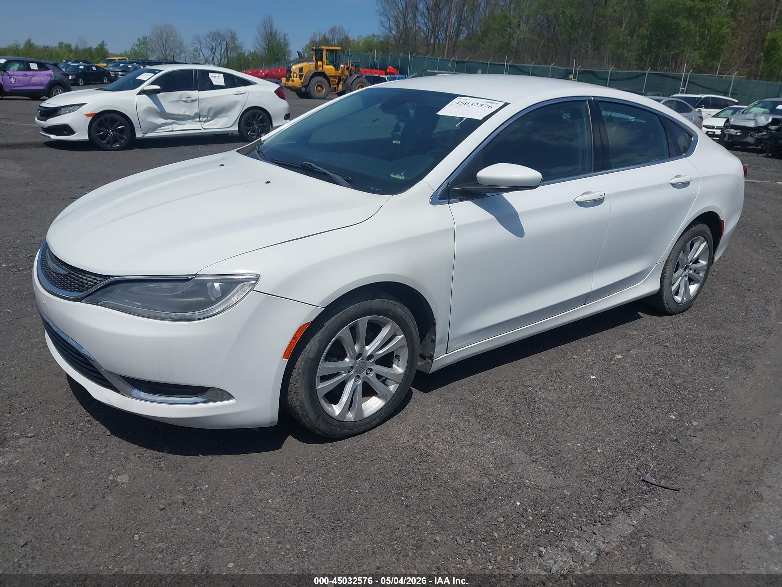 CHRYSLER 200 image 2