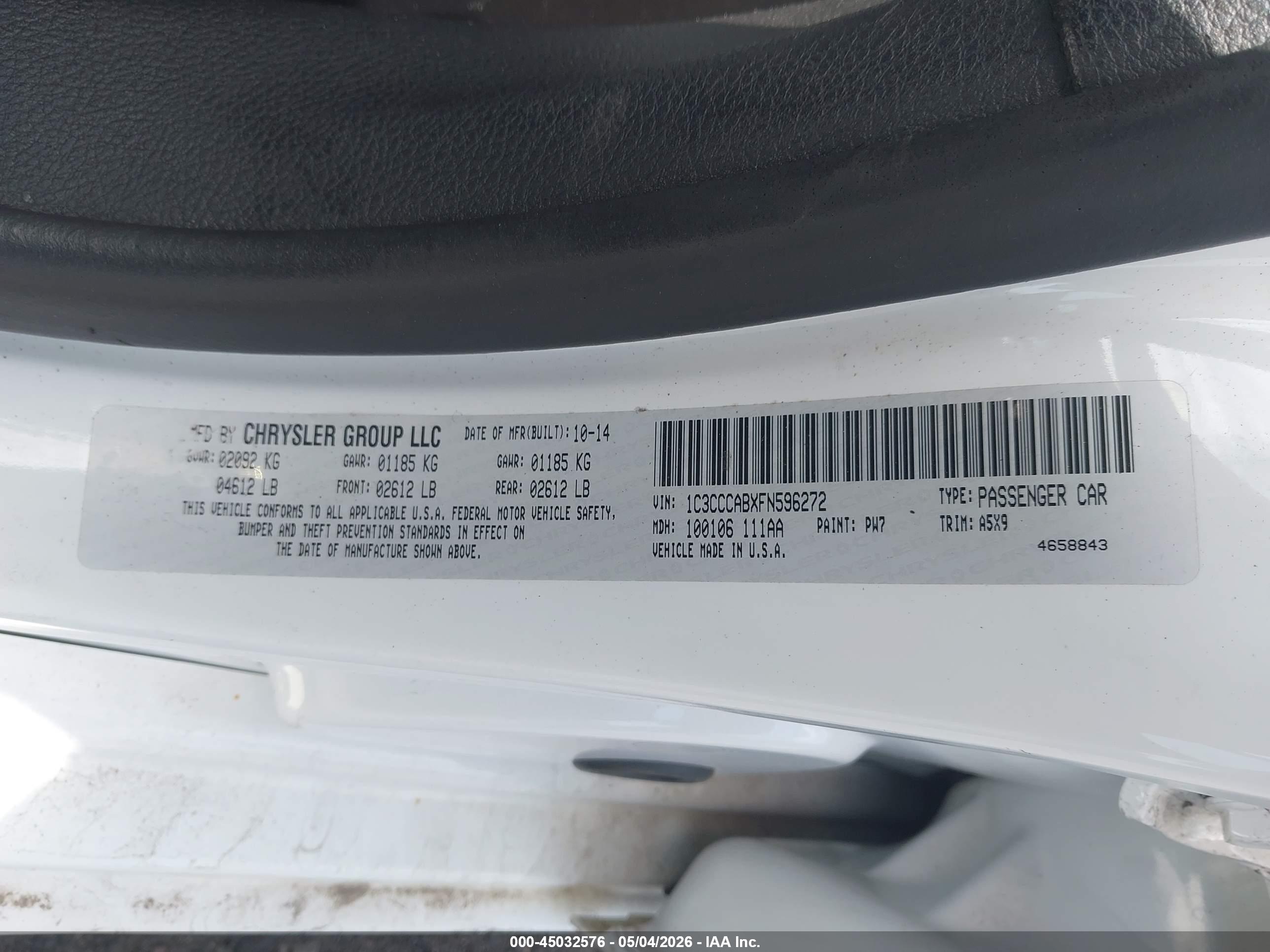 CHRYSLER 200 image 9