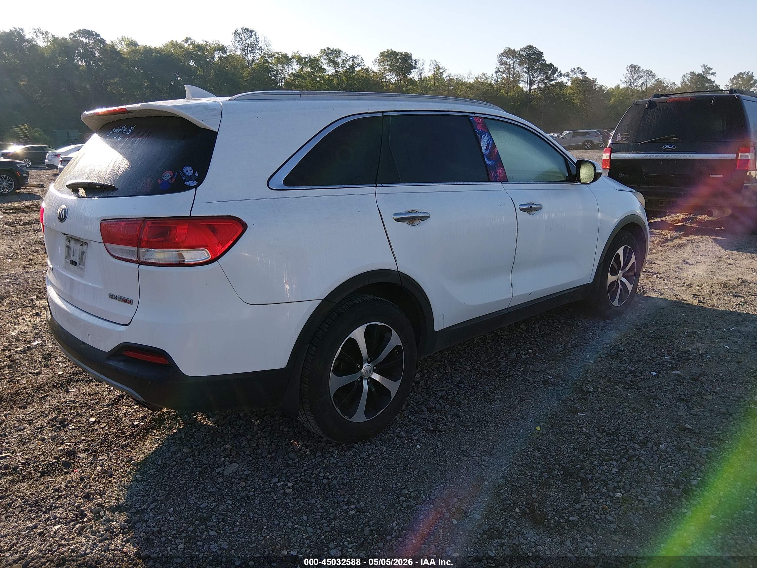 KIA SORENTO image 4