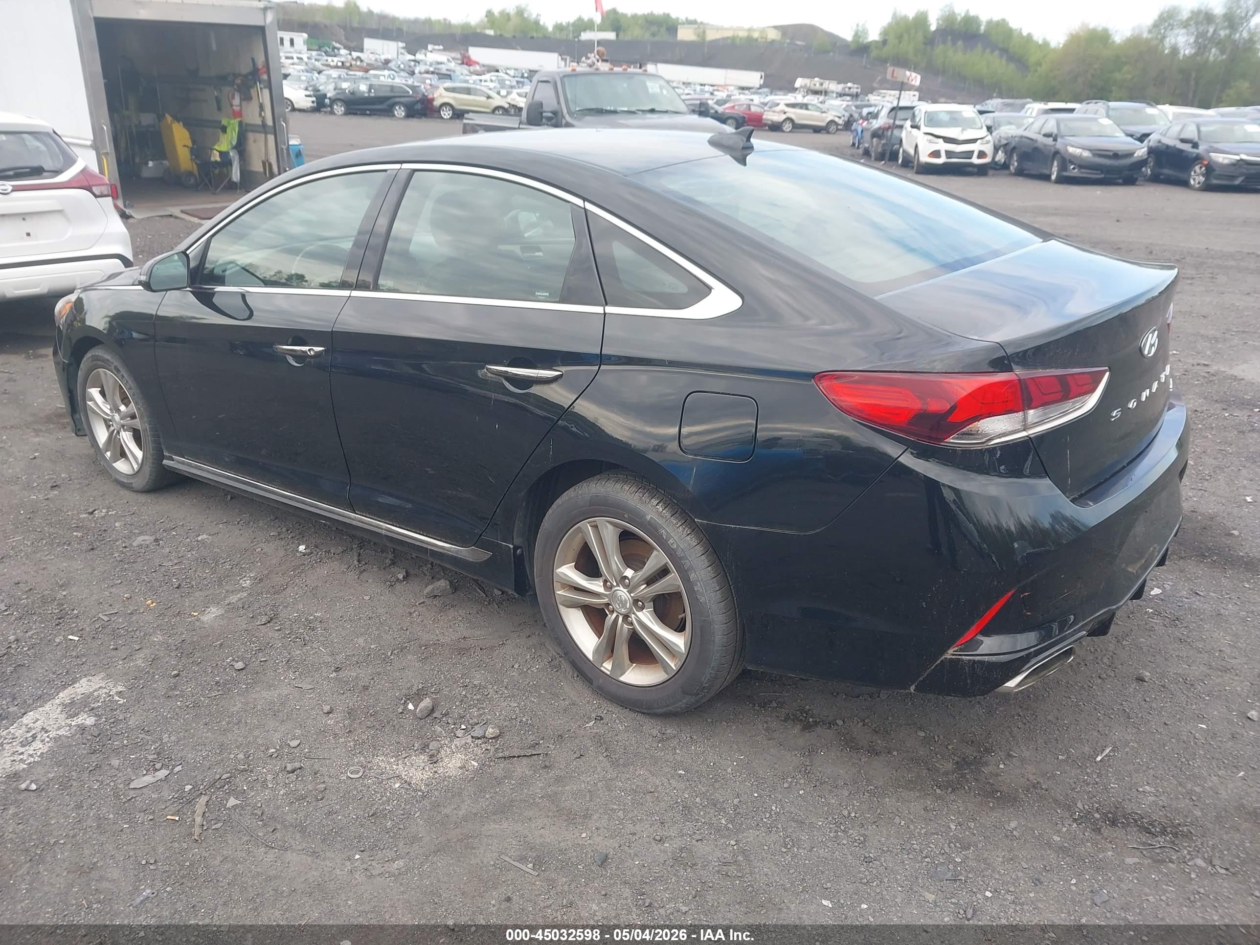 HYUNDAI SONATA image 3