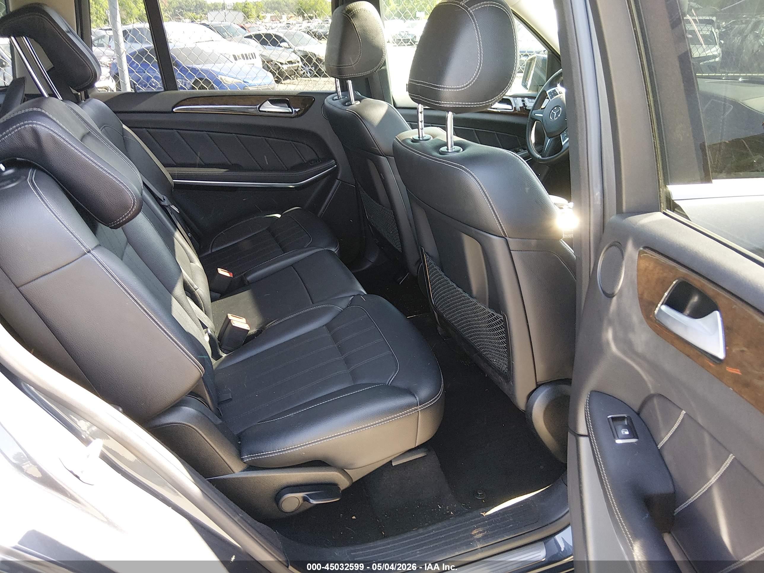 MERCEDES-BENZ GL image 8