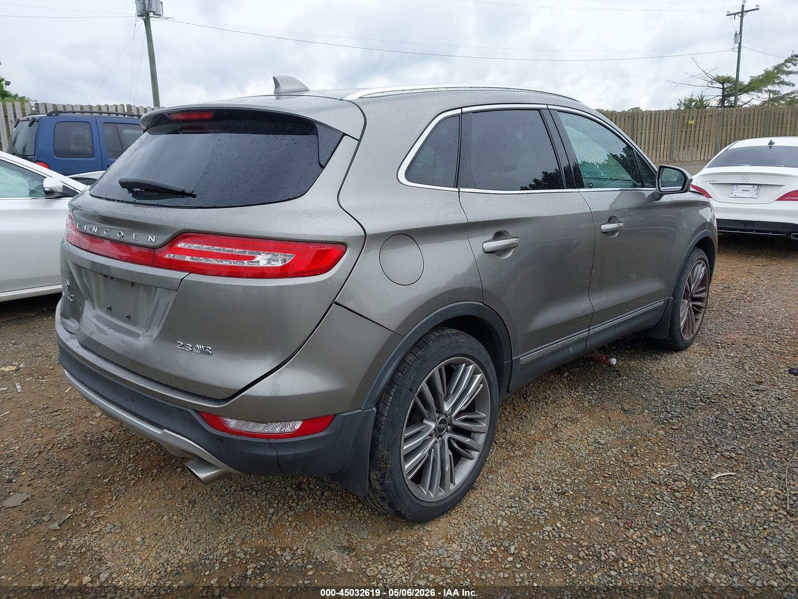 LINCOLN MKC image 4