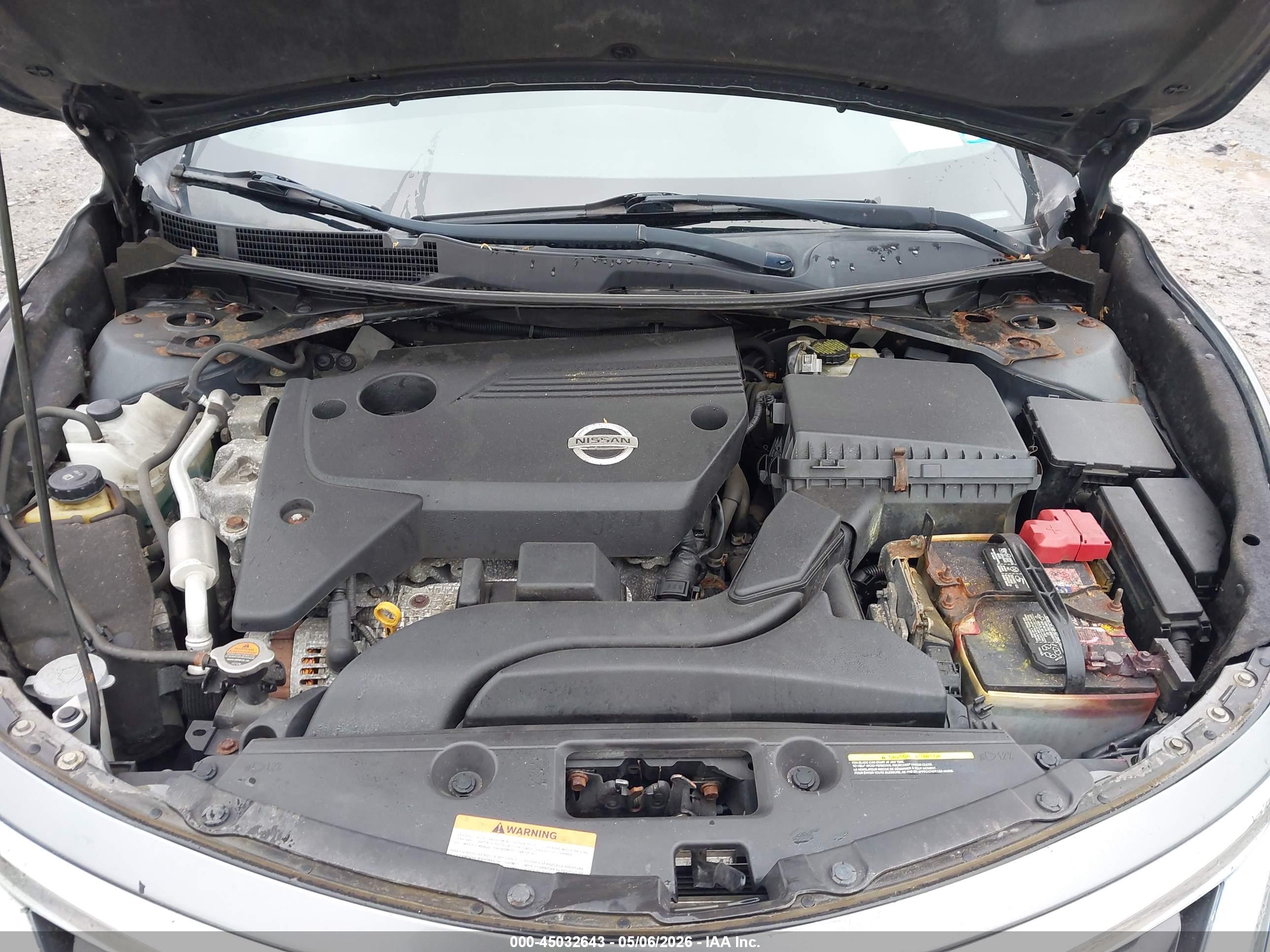 NISSAN ALTIMA image 10