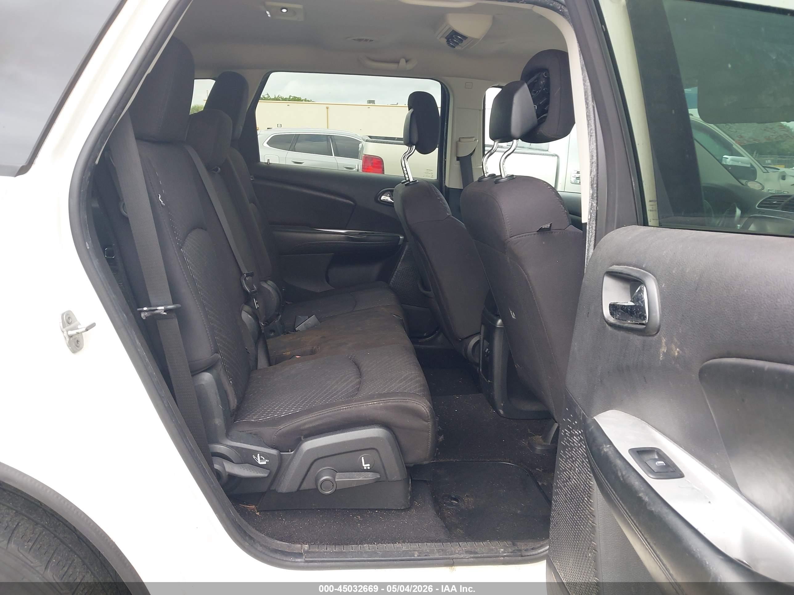 DODGE JOURNEY image 8