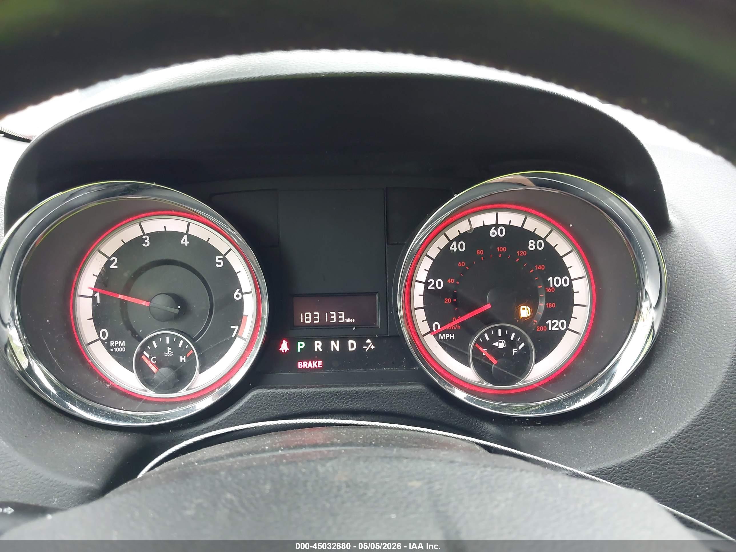 DODGE GRAND image 7