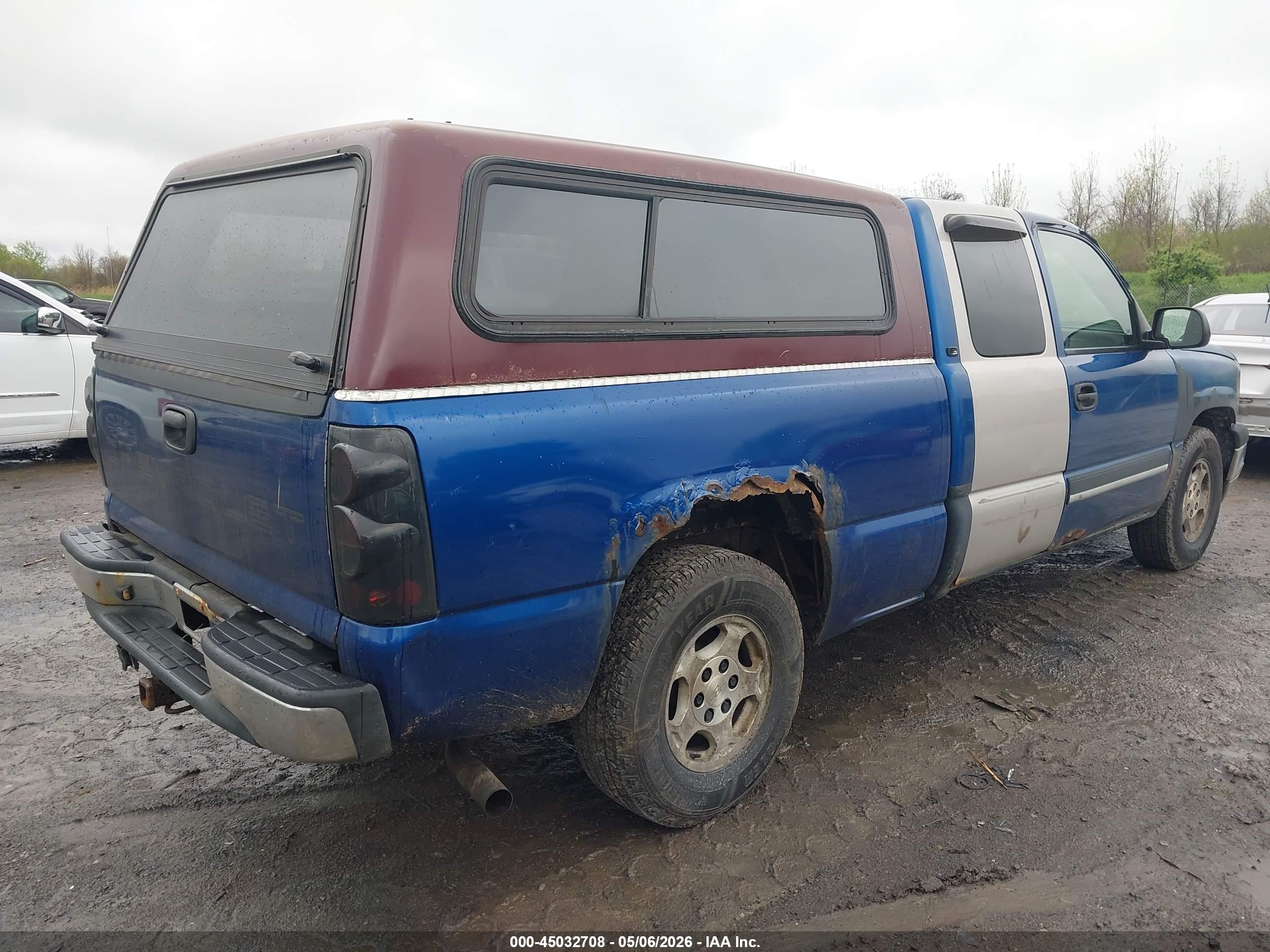 CHEVROLET SILVERADO image 4