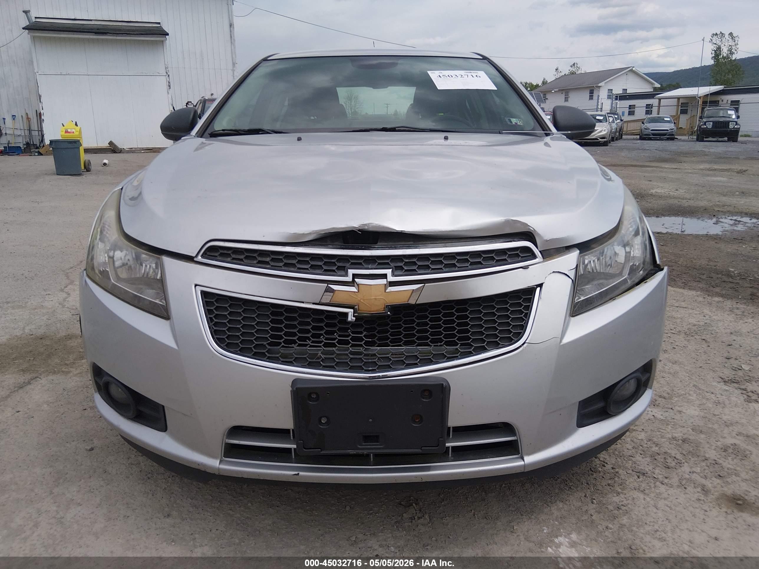 CHEVROLET CRUZE image 6