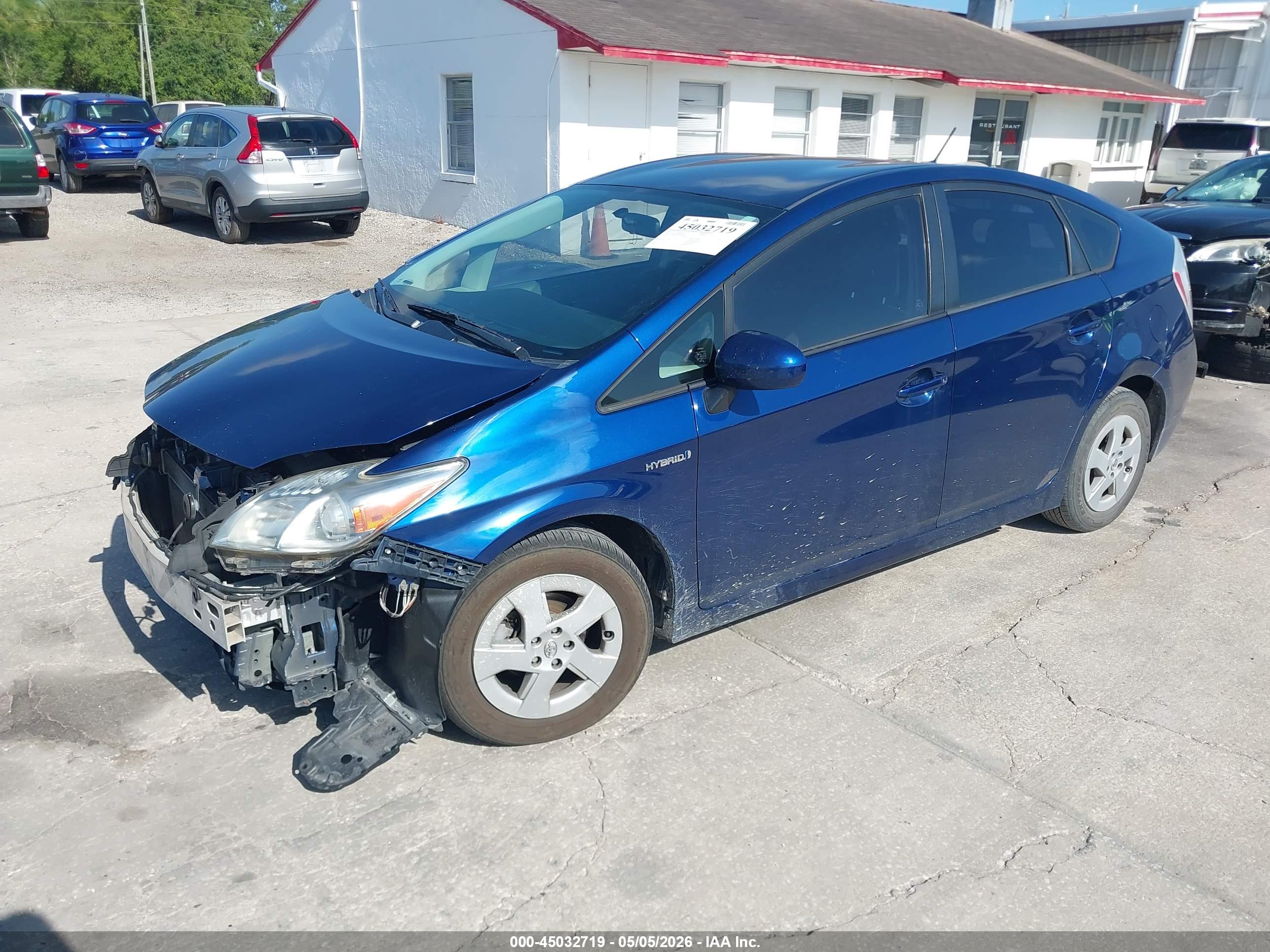 TOYOTA PRIUS image 2