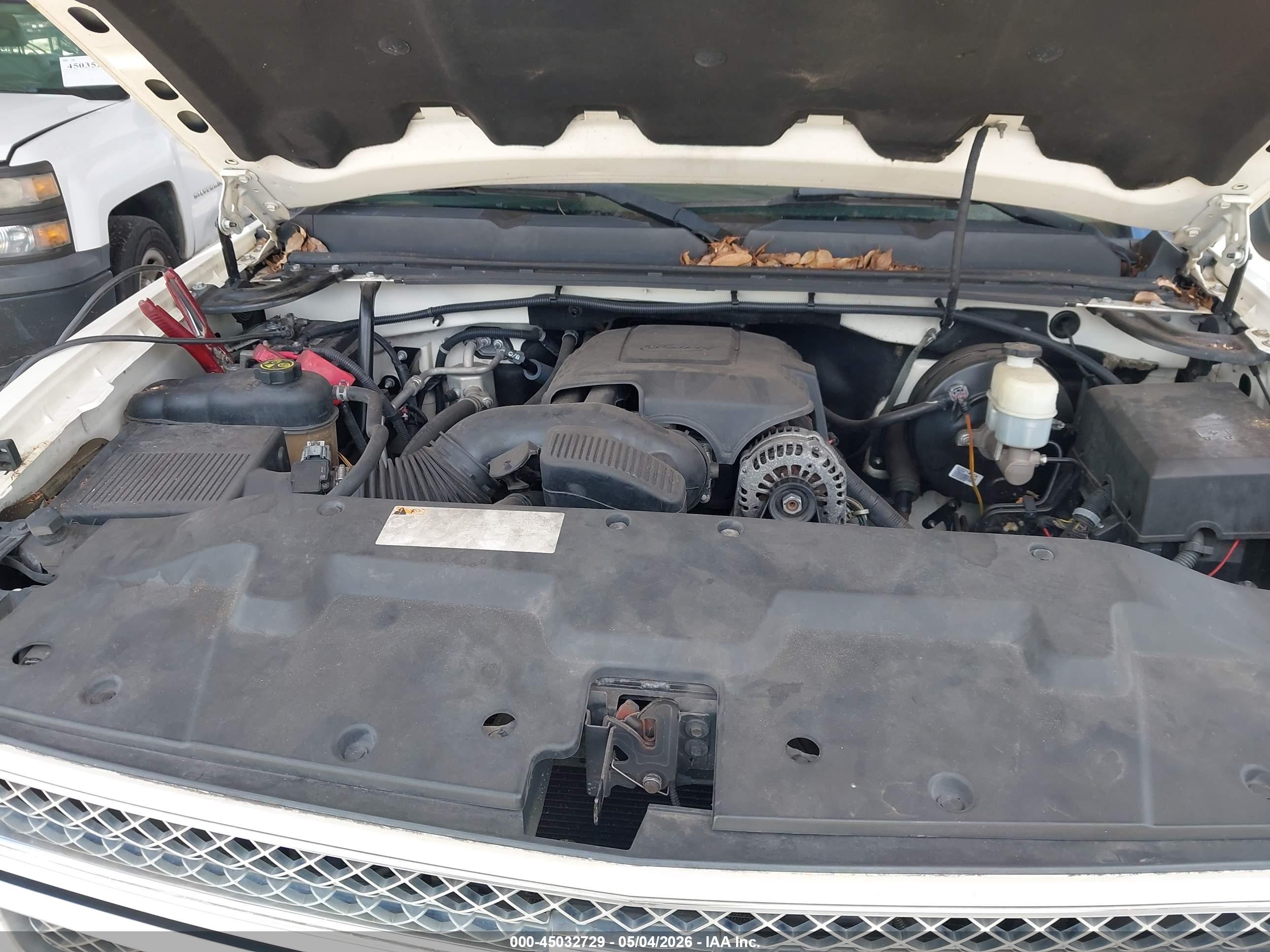 CHEVROLET SILVERADO image 10