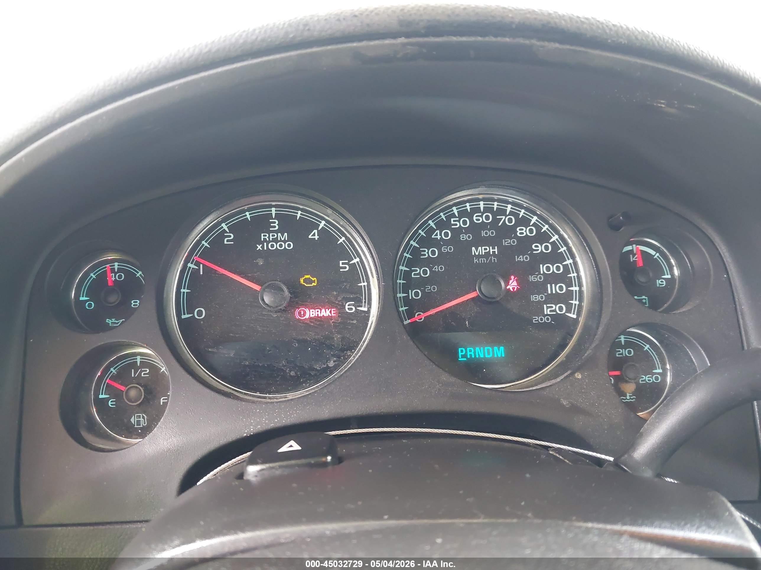 CHEVROLET SILVERADO image 7