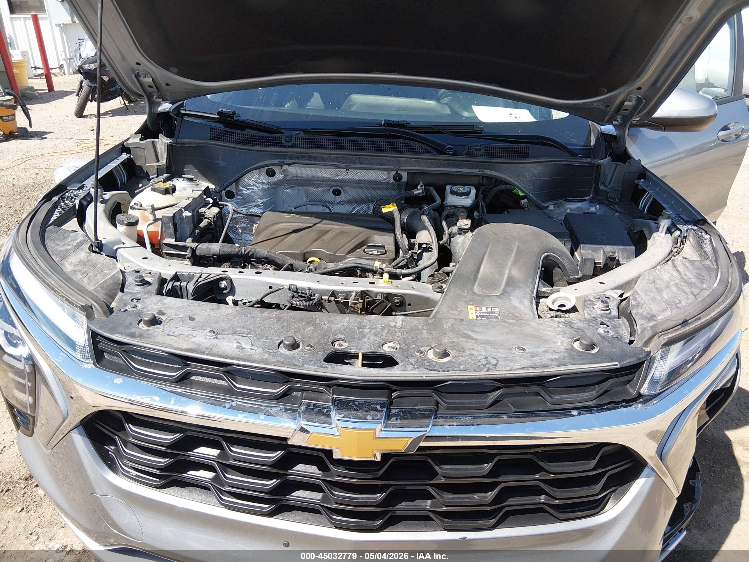 CHEVROLET TRAX image 10