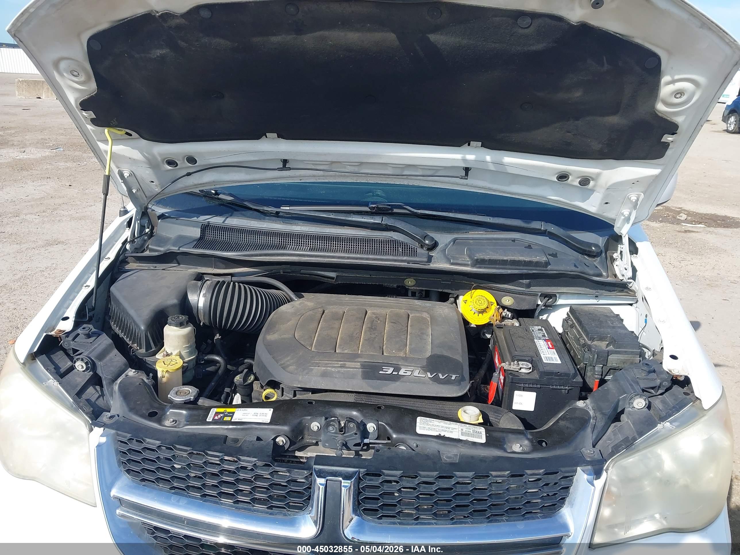 DODGE GRAND image 10