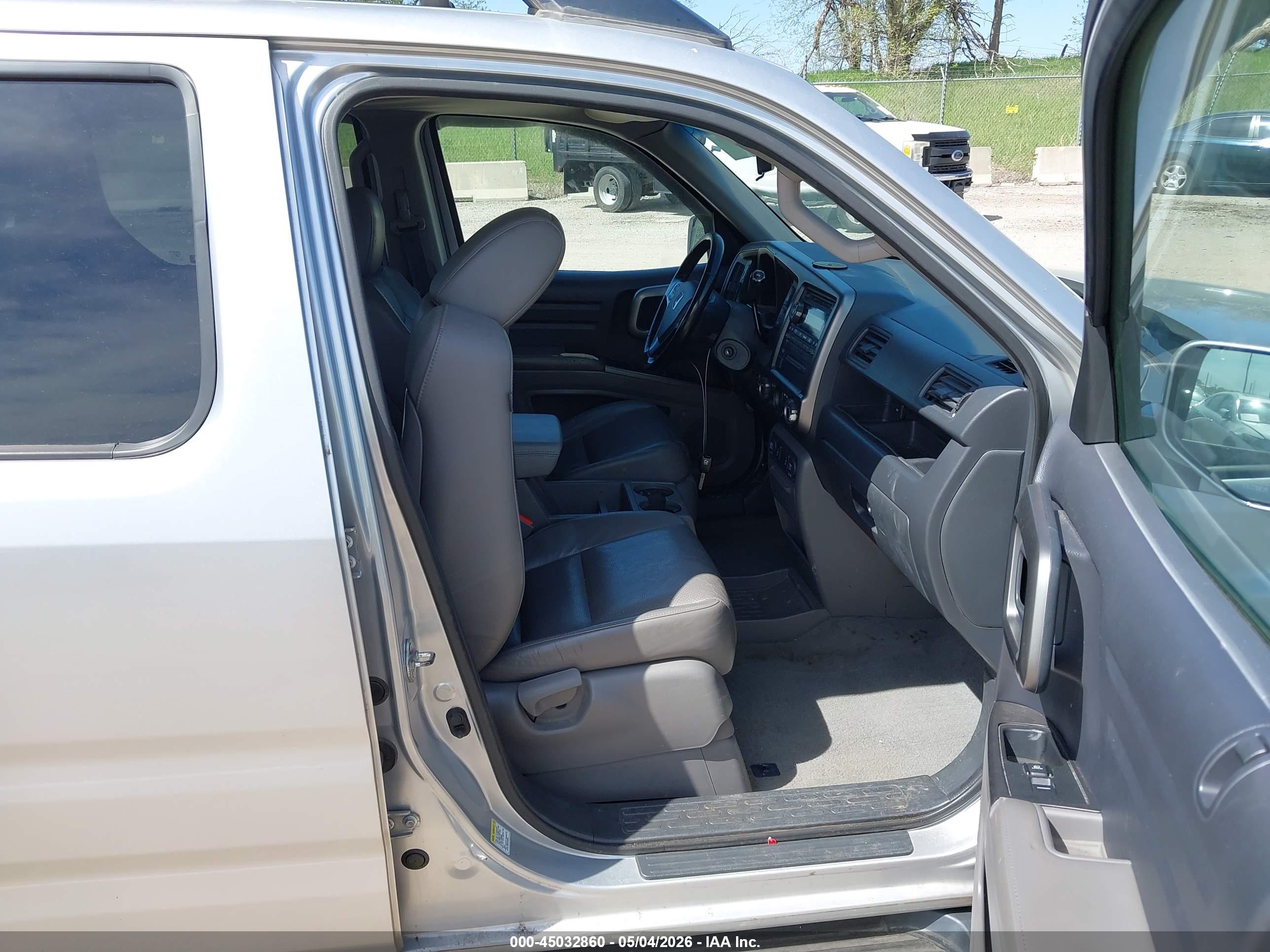 HONDA RIDGELINE image 5
