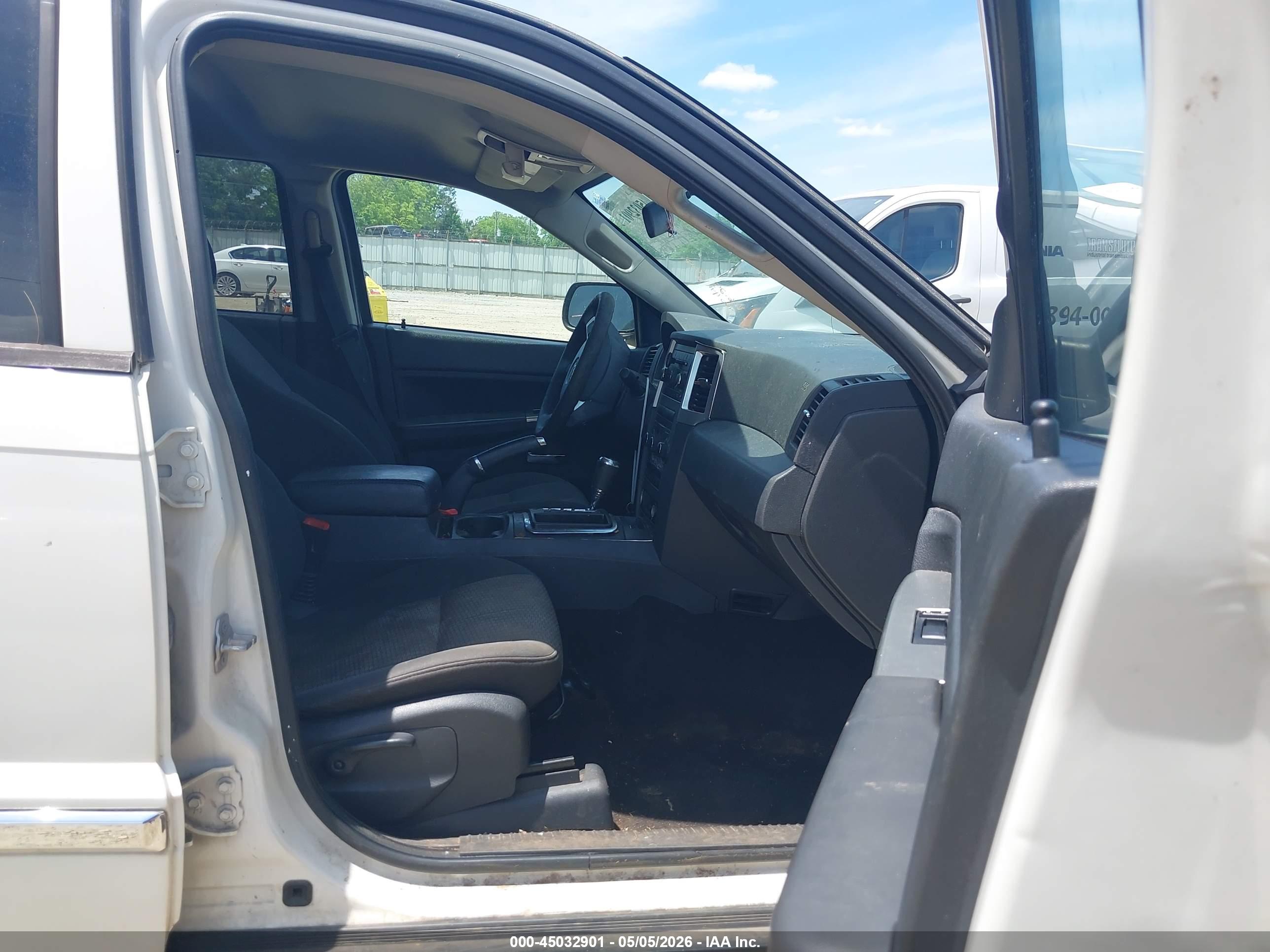 JEEP GRAND image 5