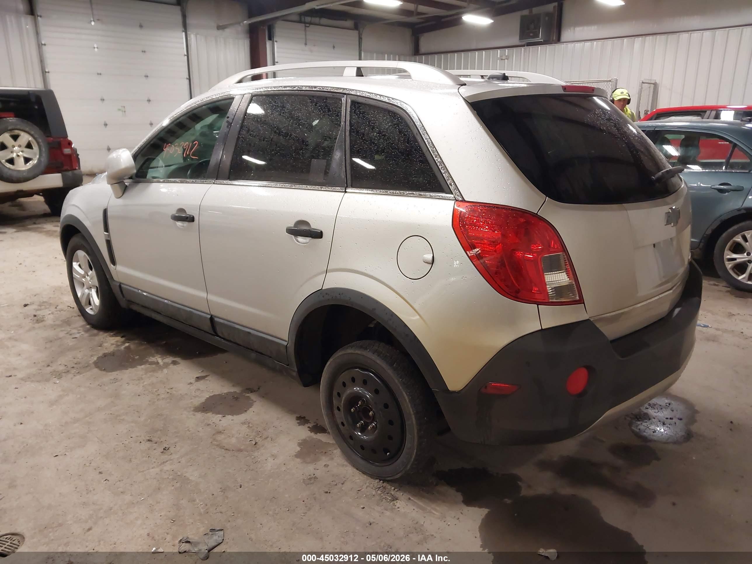 CHEVROLET CAPTIVA image 3