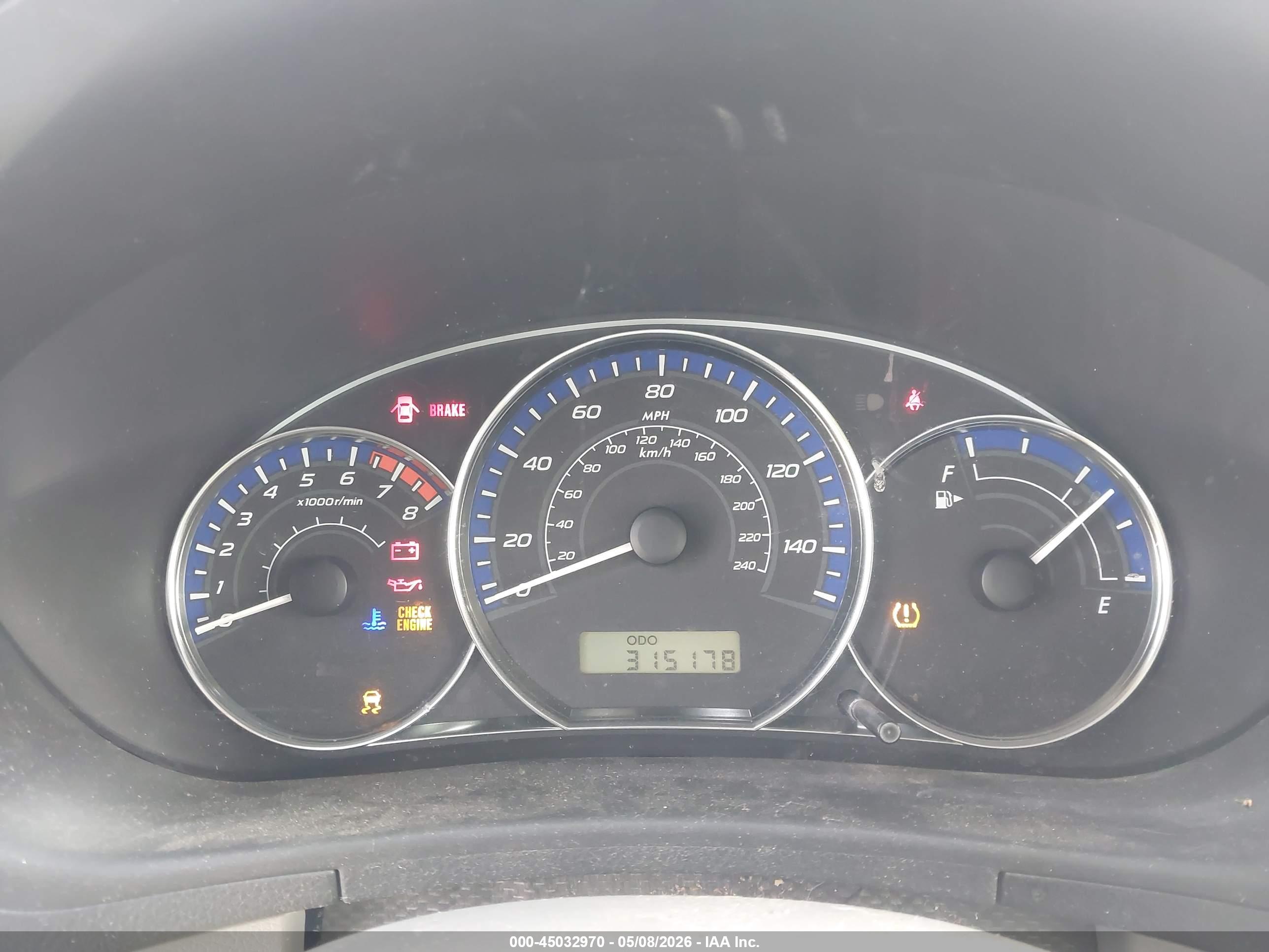 SUBARU FORESTER image 7