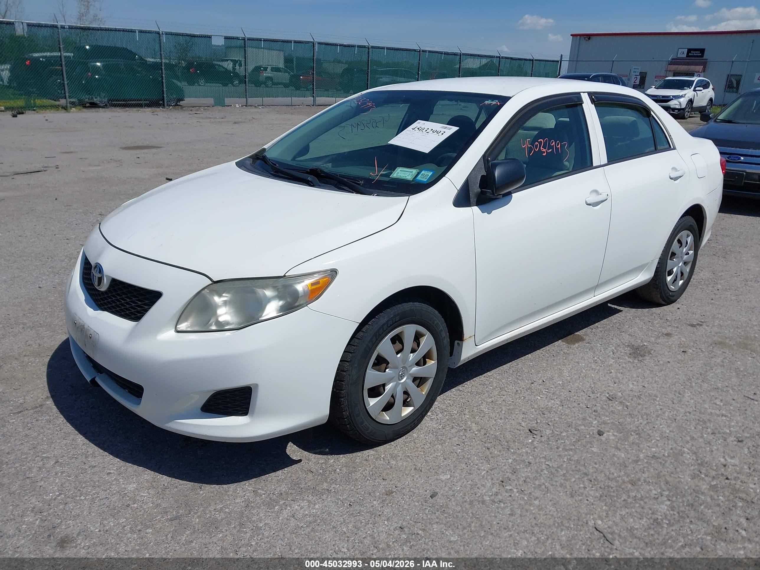 TOYOTA COROLLA image 2