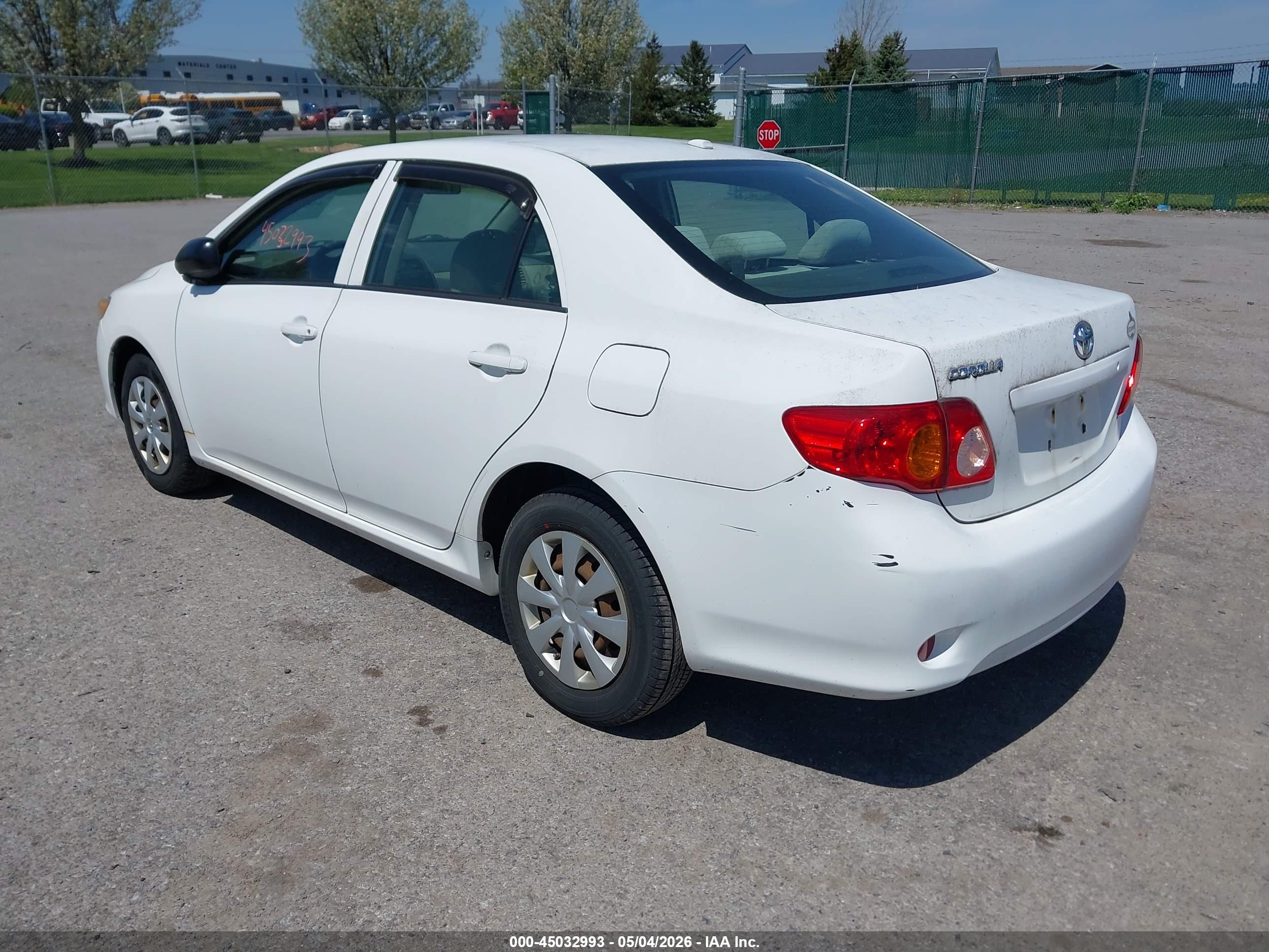 TOYOTA COROLLA image 3