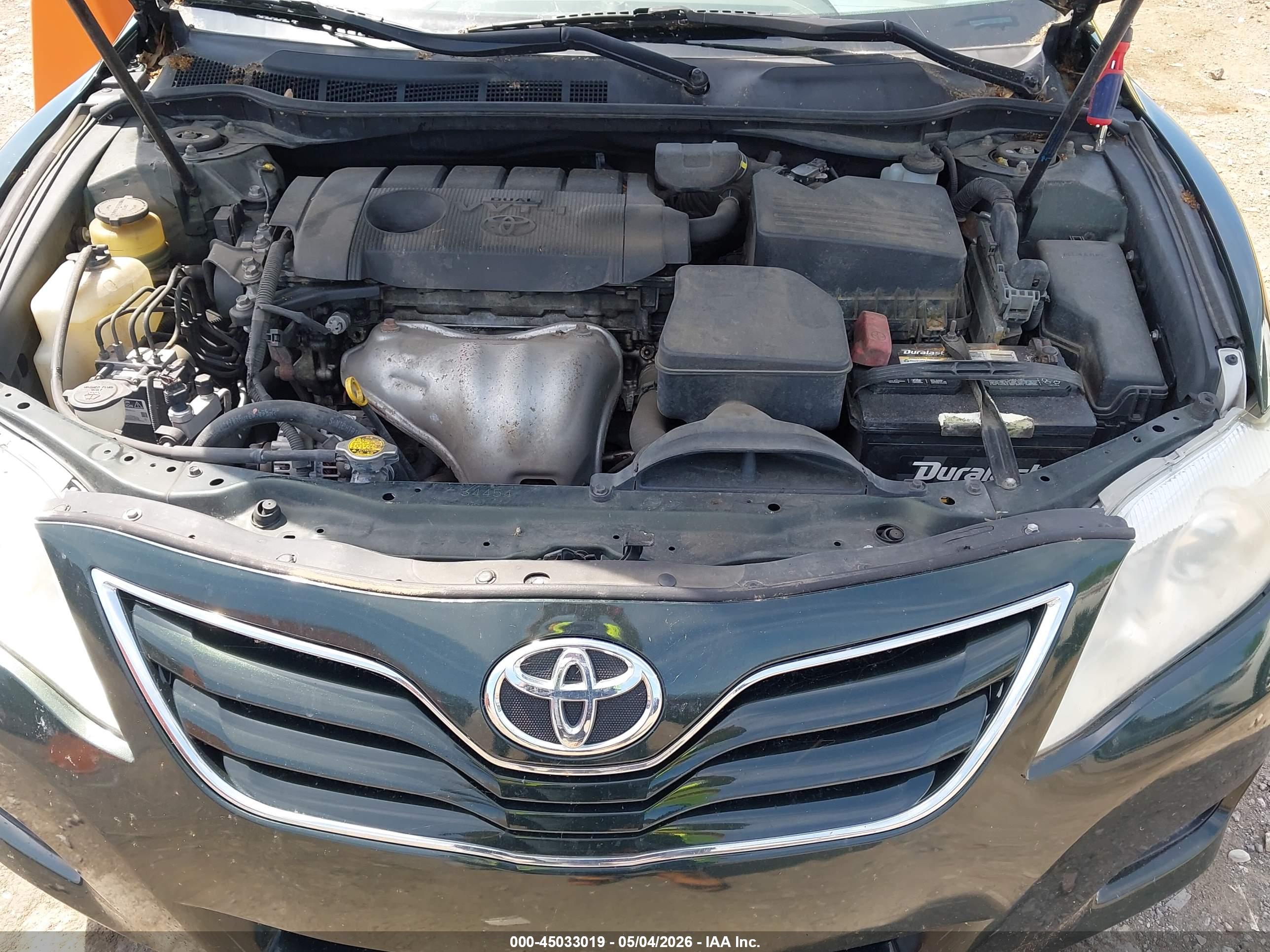 TOYOTA CAMRY image 10