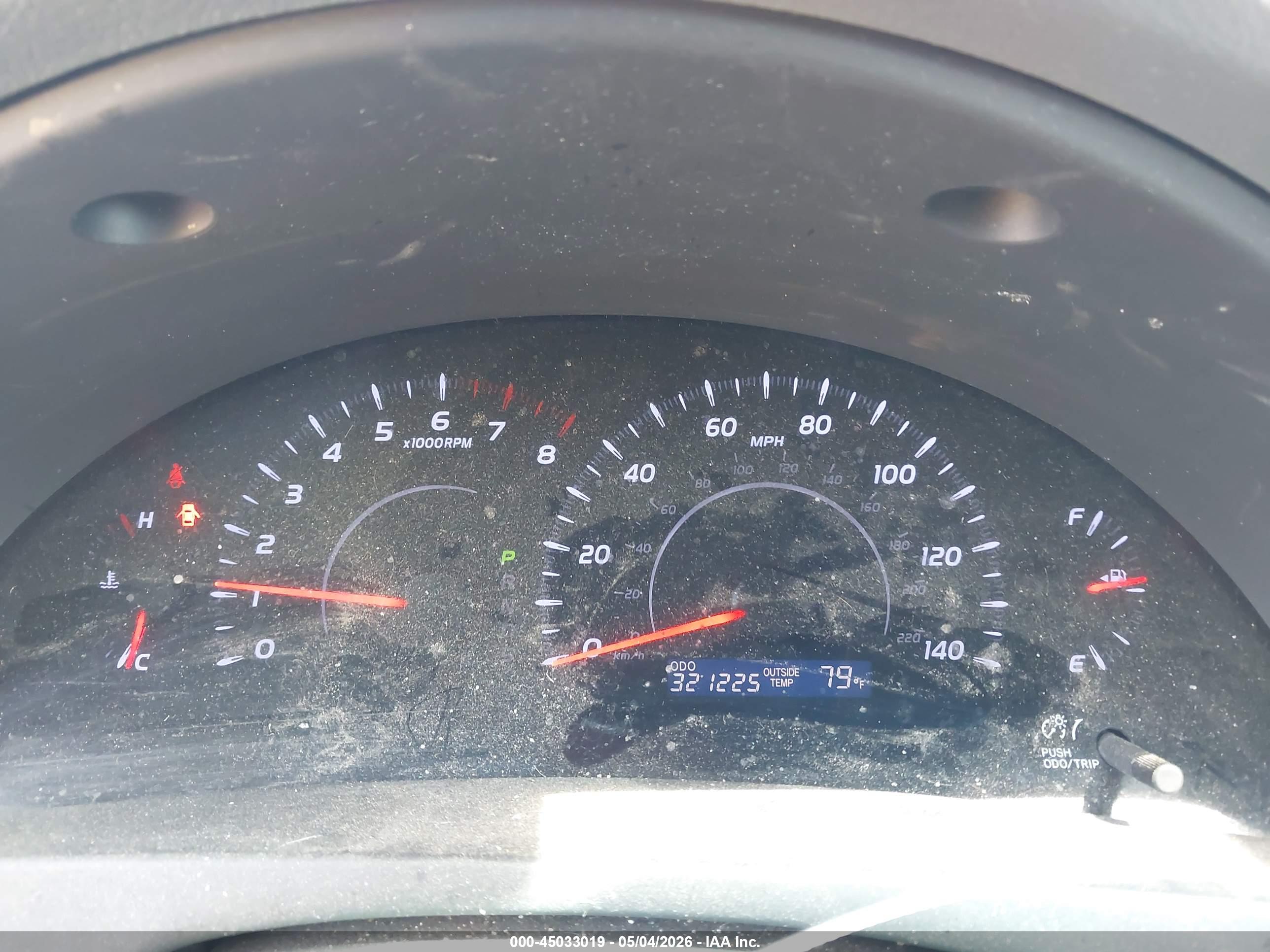 TOYOTA CAMRY image 7