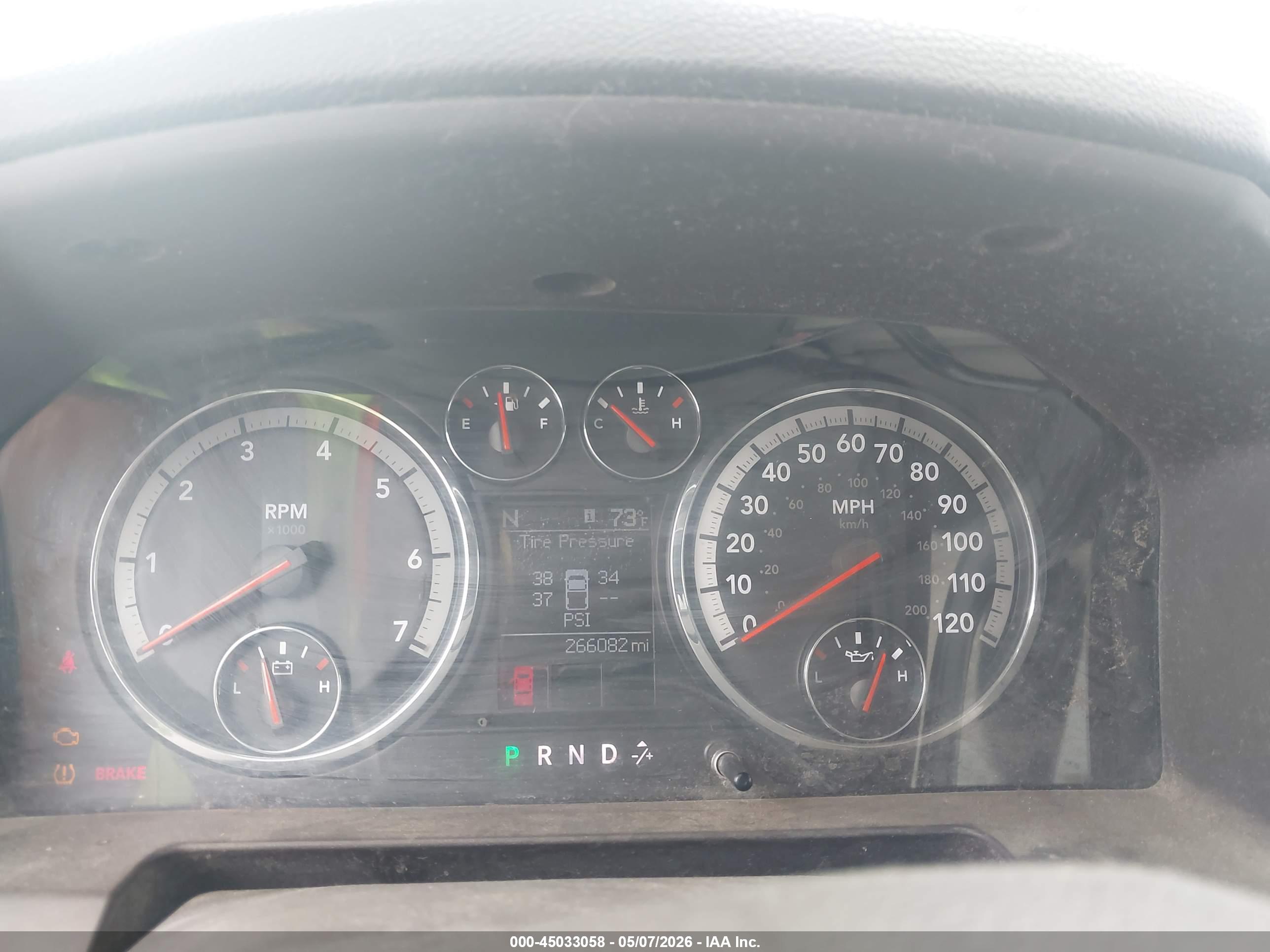 DODGE RAM image 7