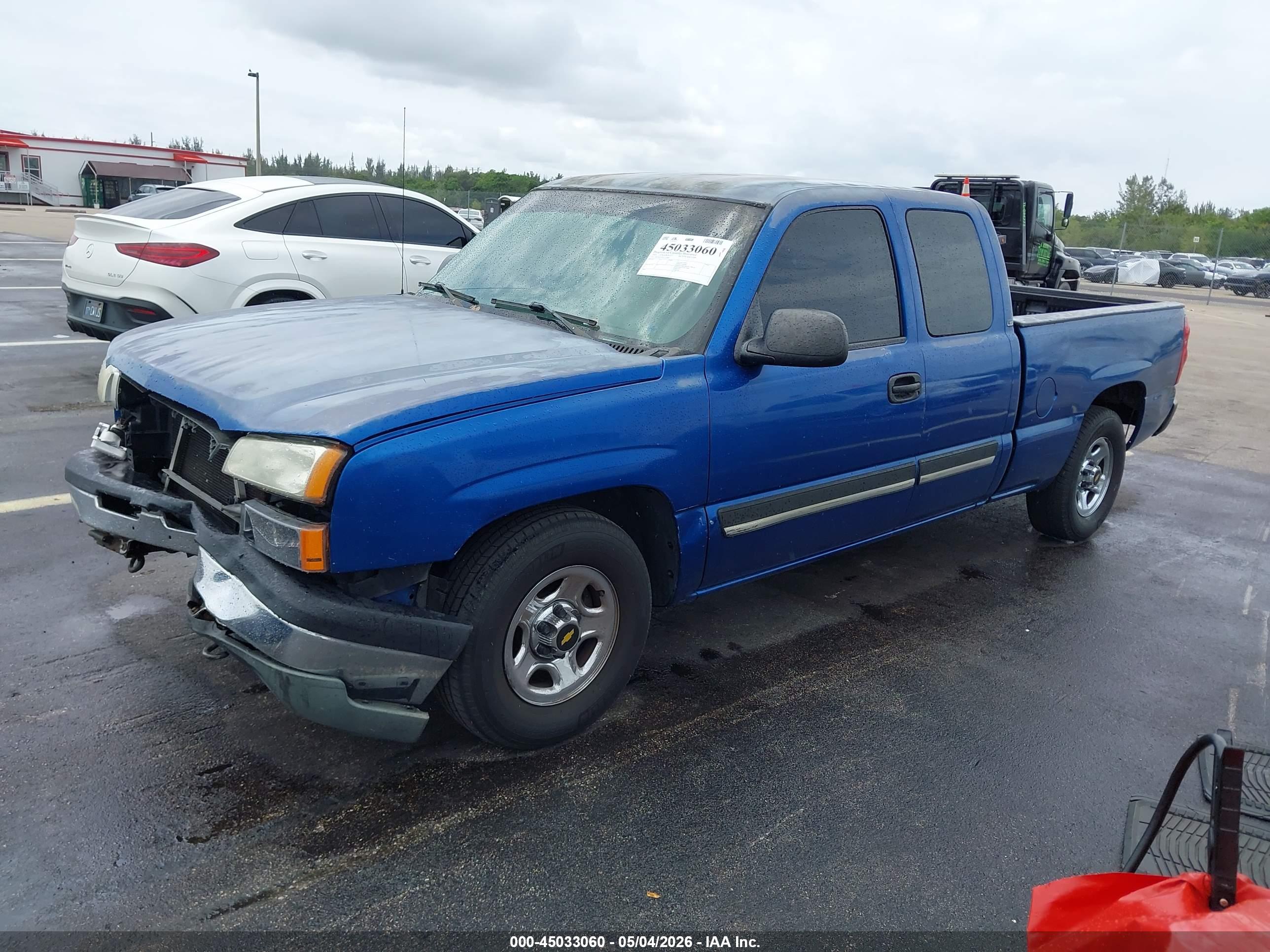 CHEVROLET SILVERADO image 2