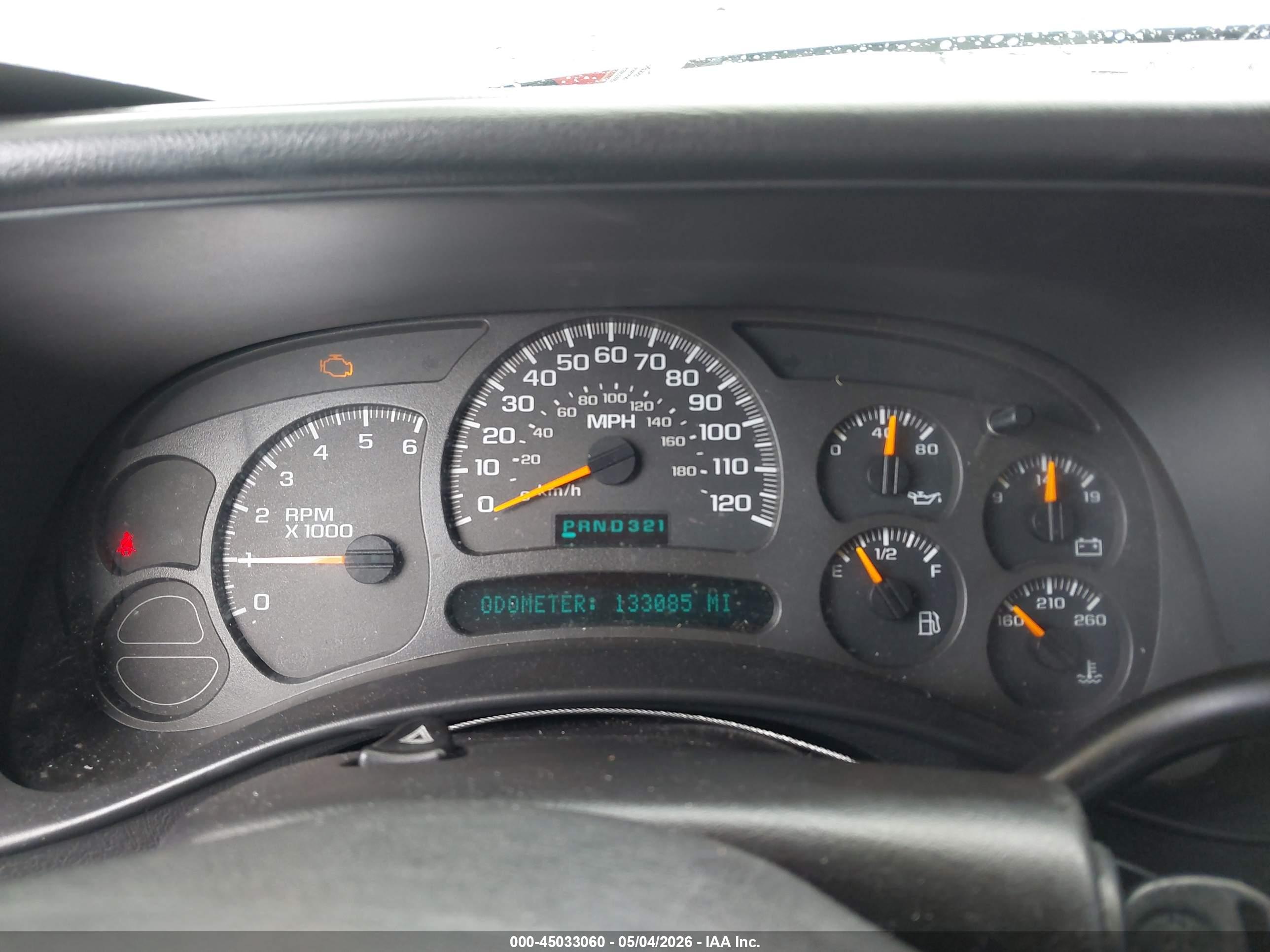 CHEVROLET SILVERADO image 7