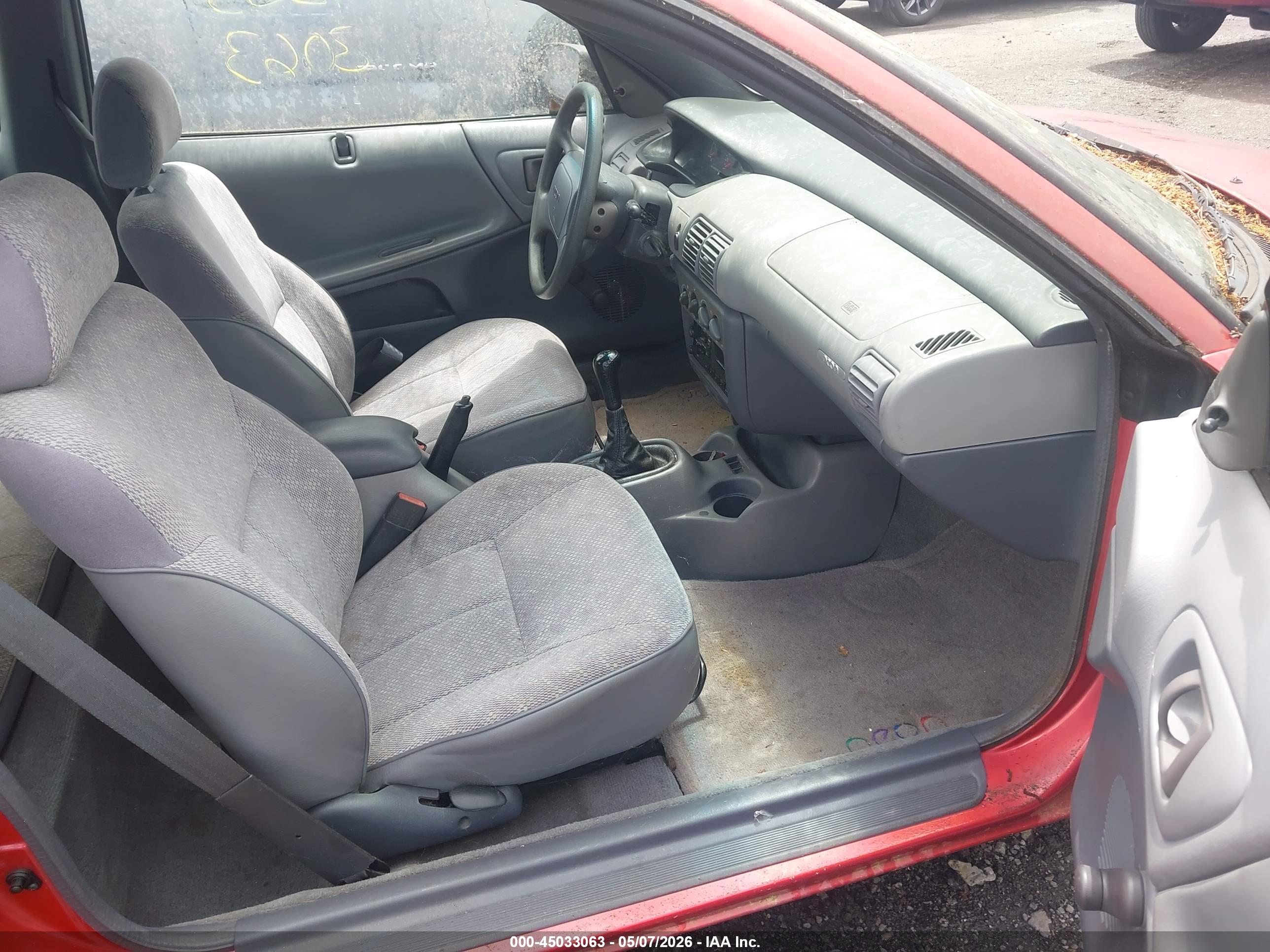 DODGE NEON image 5