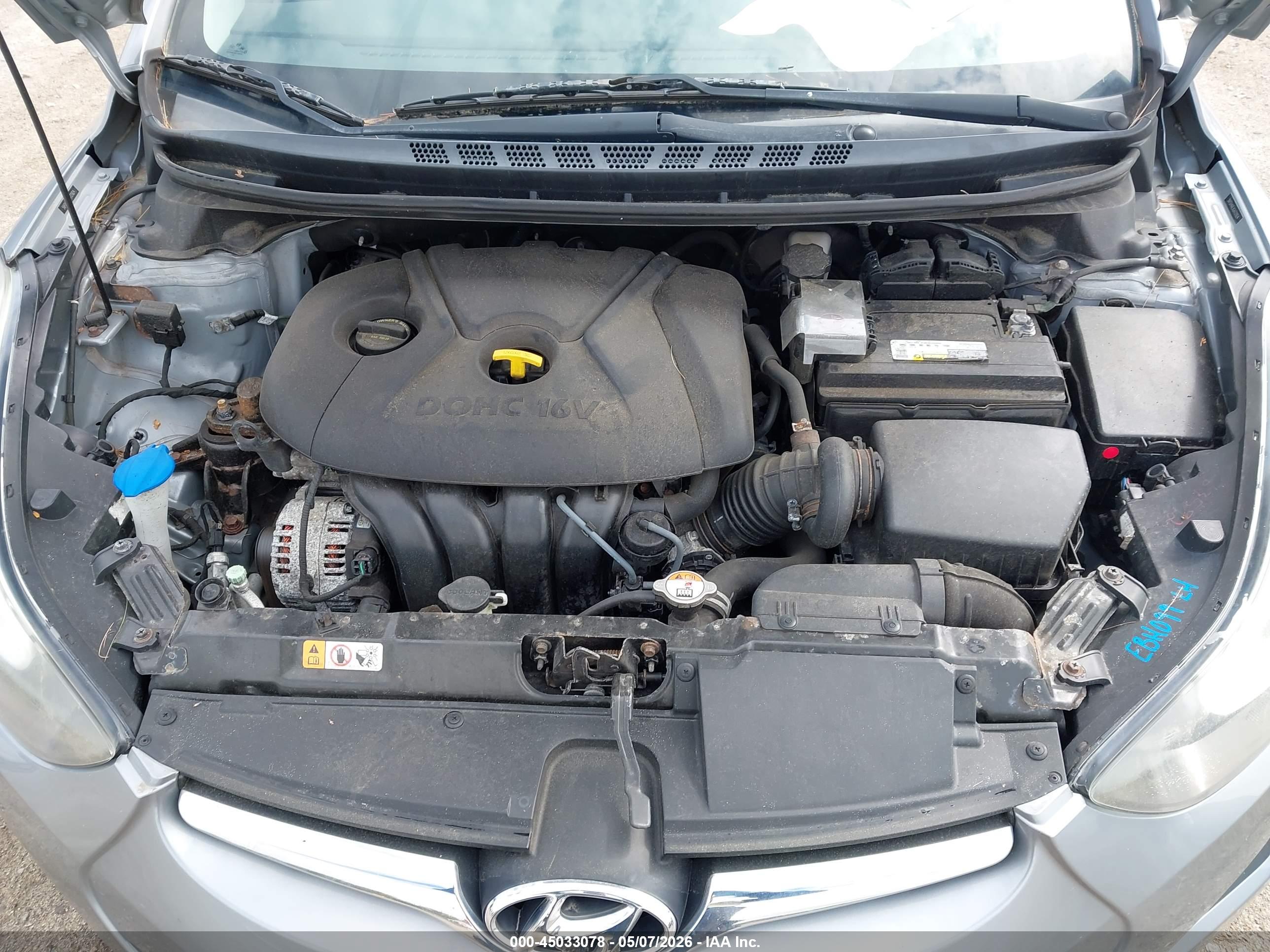 HYUNDAI ELANTRA image 10