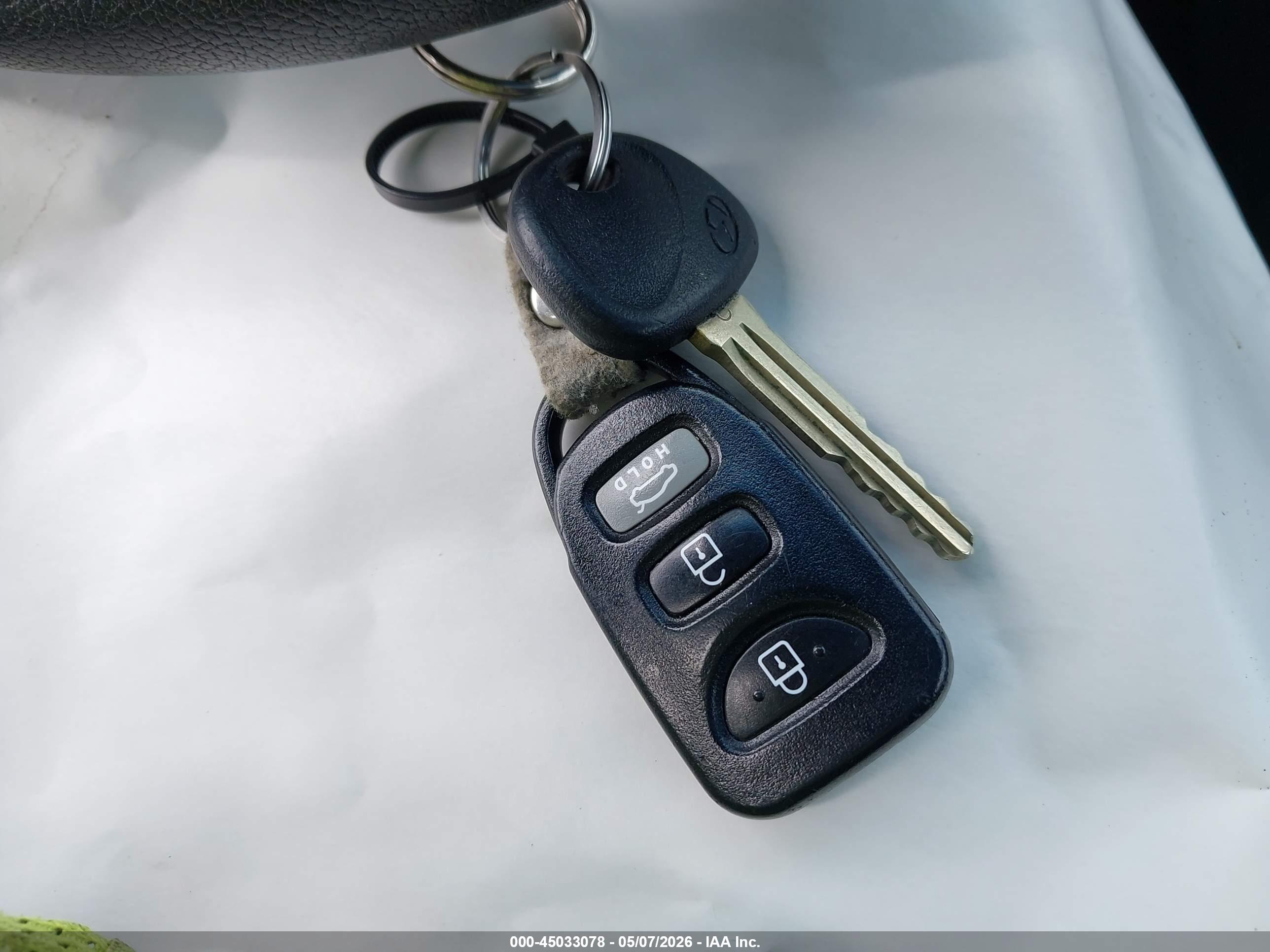 HYUNDAI ELANTRA image 11