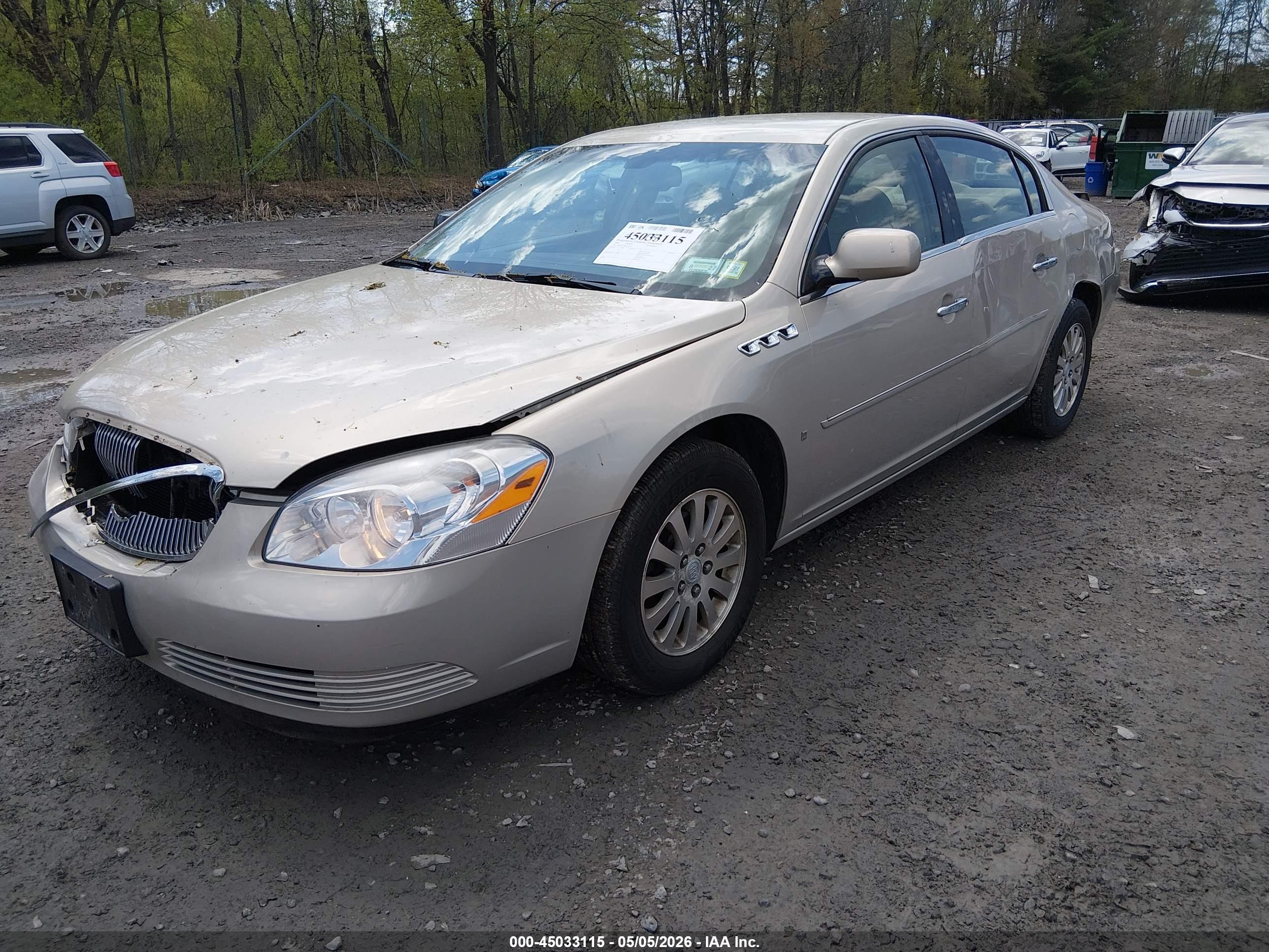 BUICK LUCERNE image 2