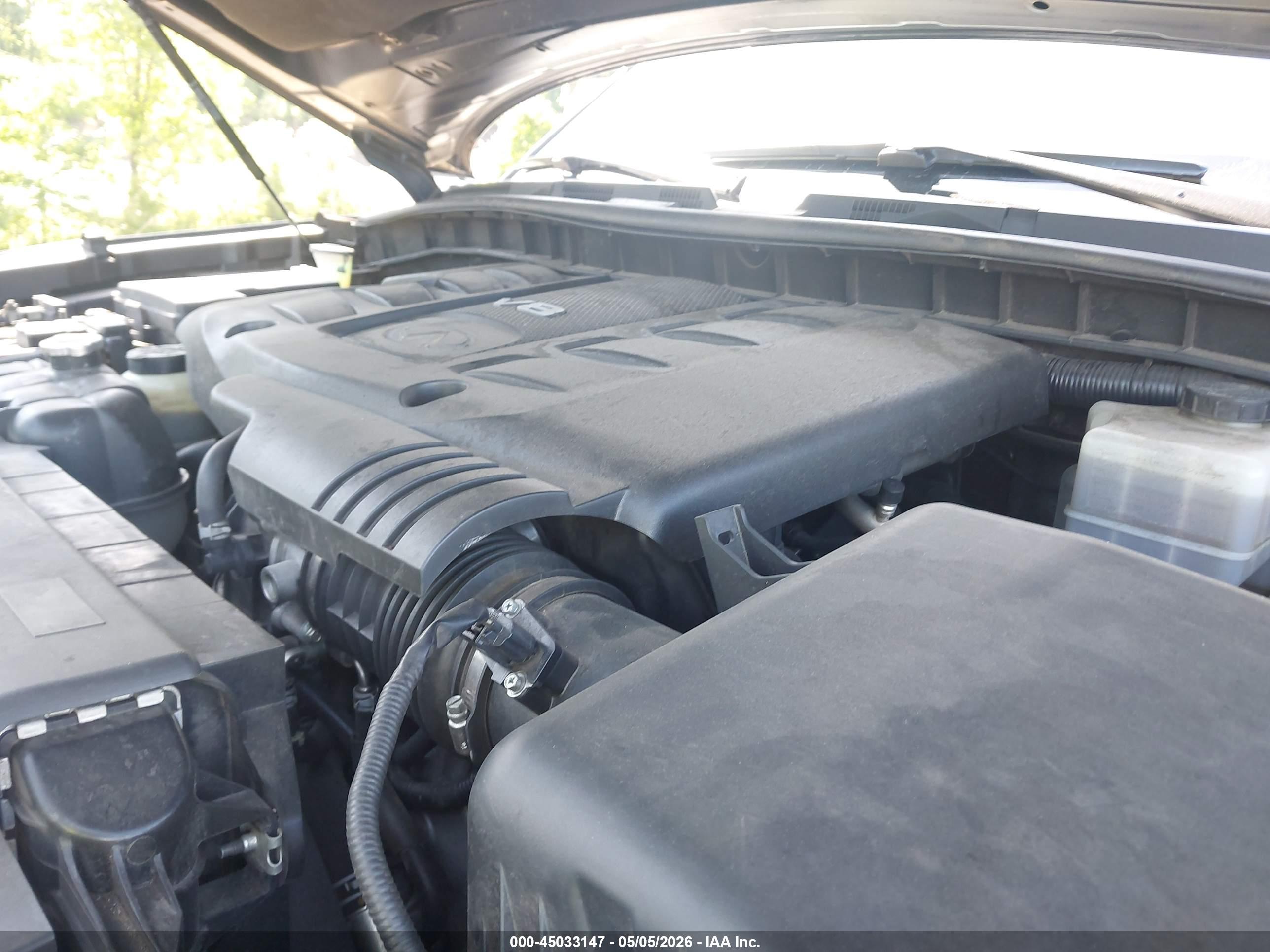 INFINITI QX80 image 10