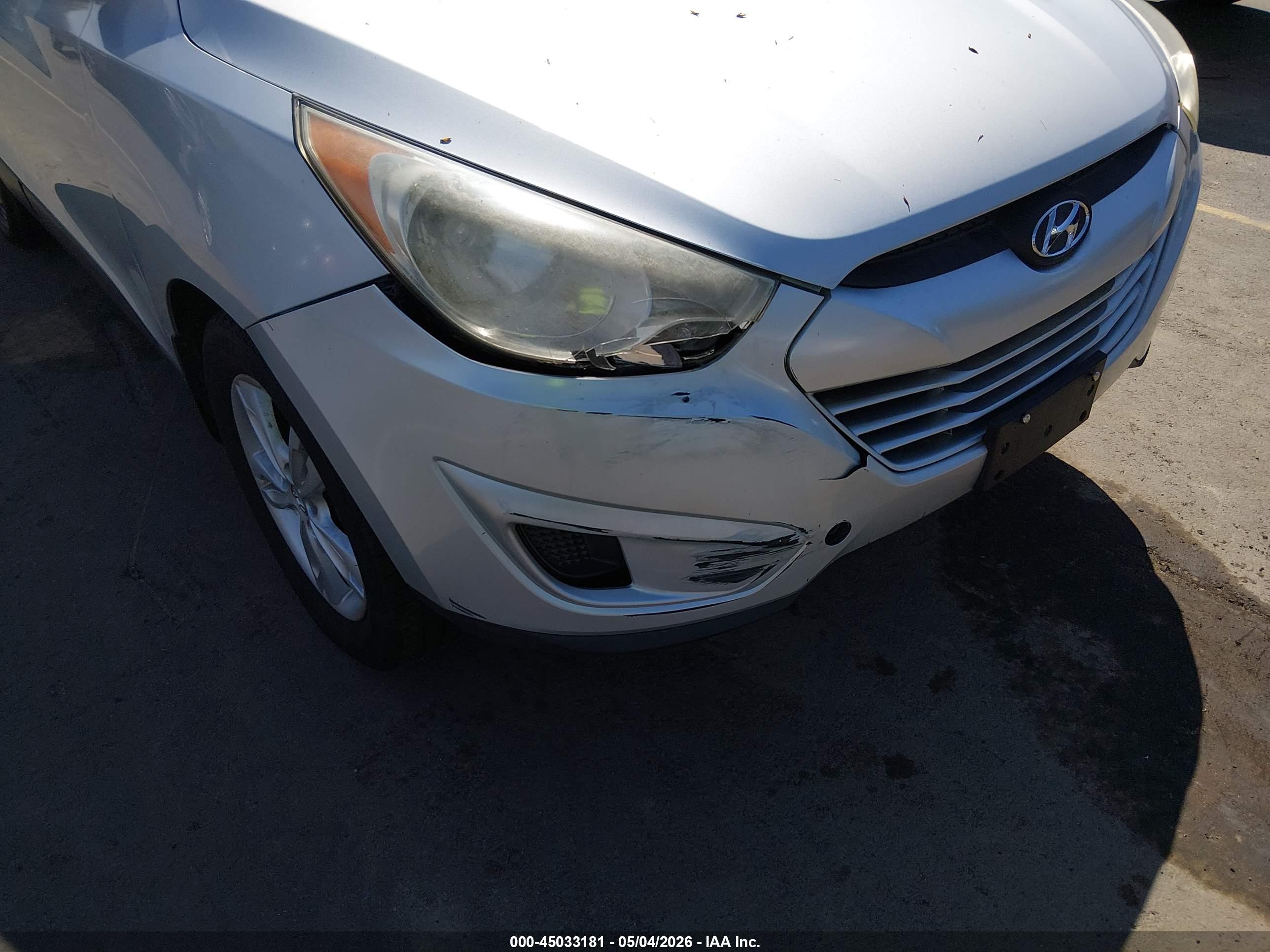HYUNDAI TUCSON image 6